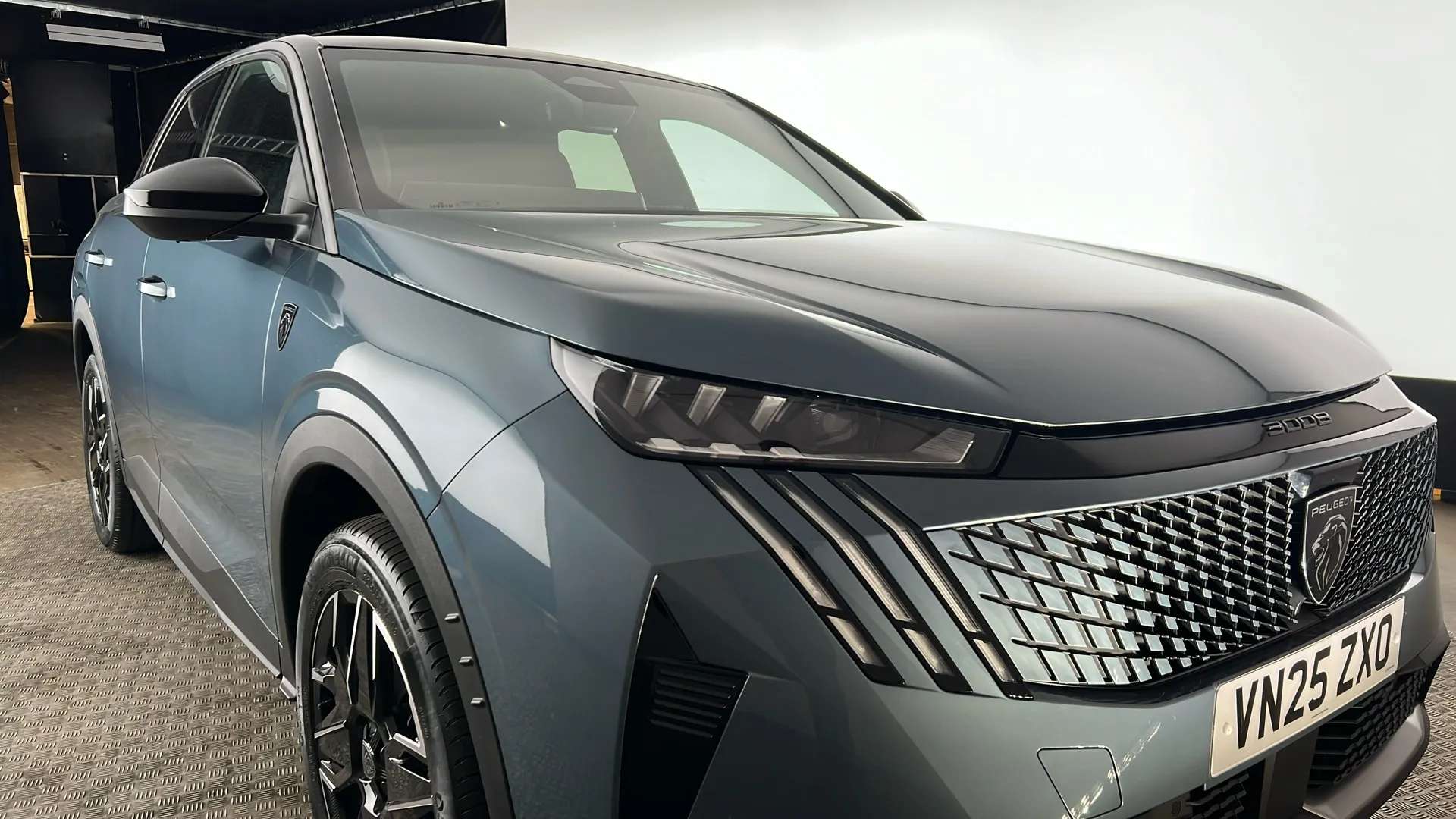 2025 PEUGEOT 3008 2025 PEUGEOT 3008