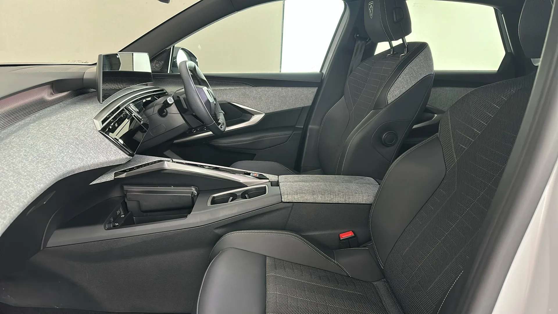 2025 PEUGEOT 3008 2025 PEUGEOT 3008