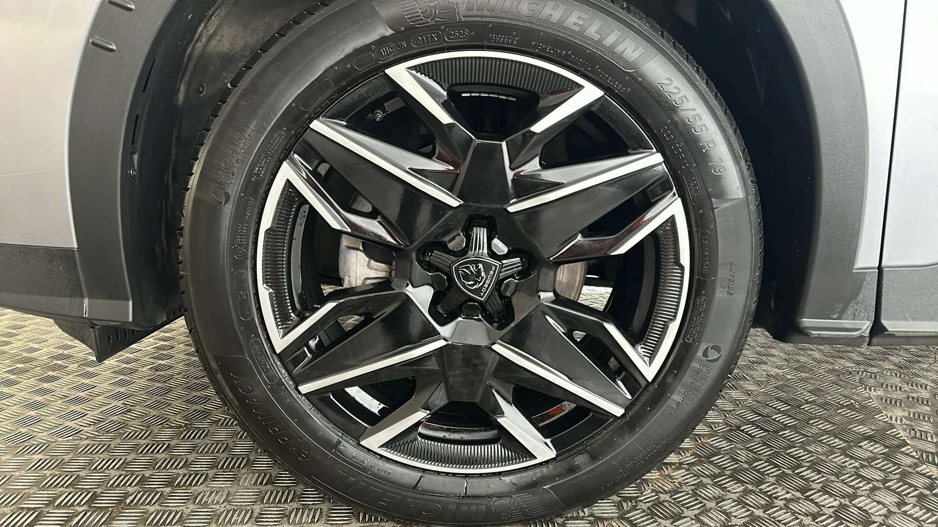 2025 PEUGEOT 3008 2025 PEUGEOT 3008