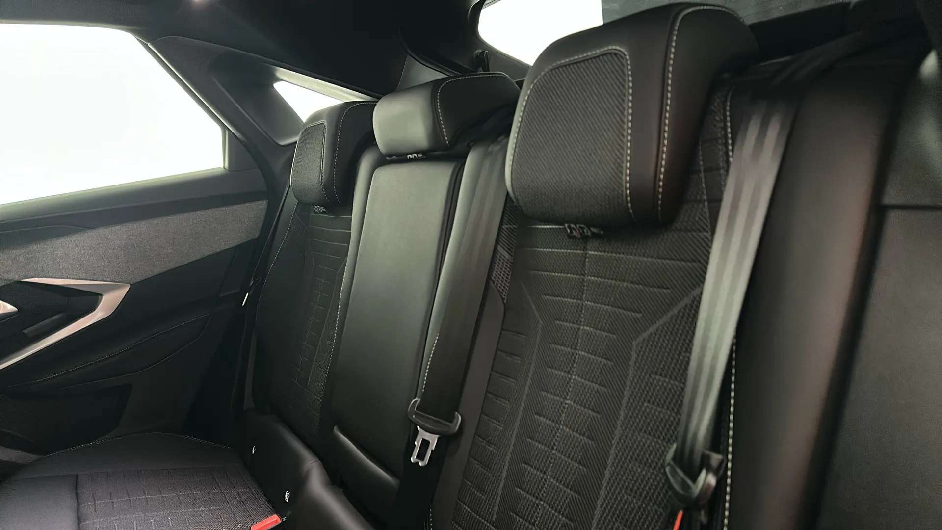 2025 PEUGEOT 3008 2025 PEUGEOT 3008
