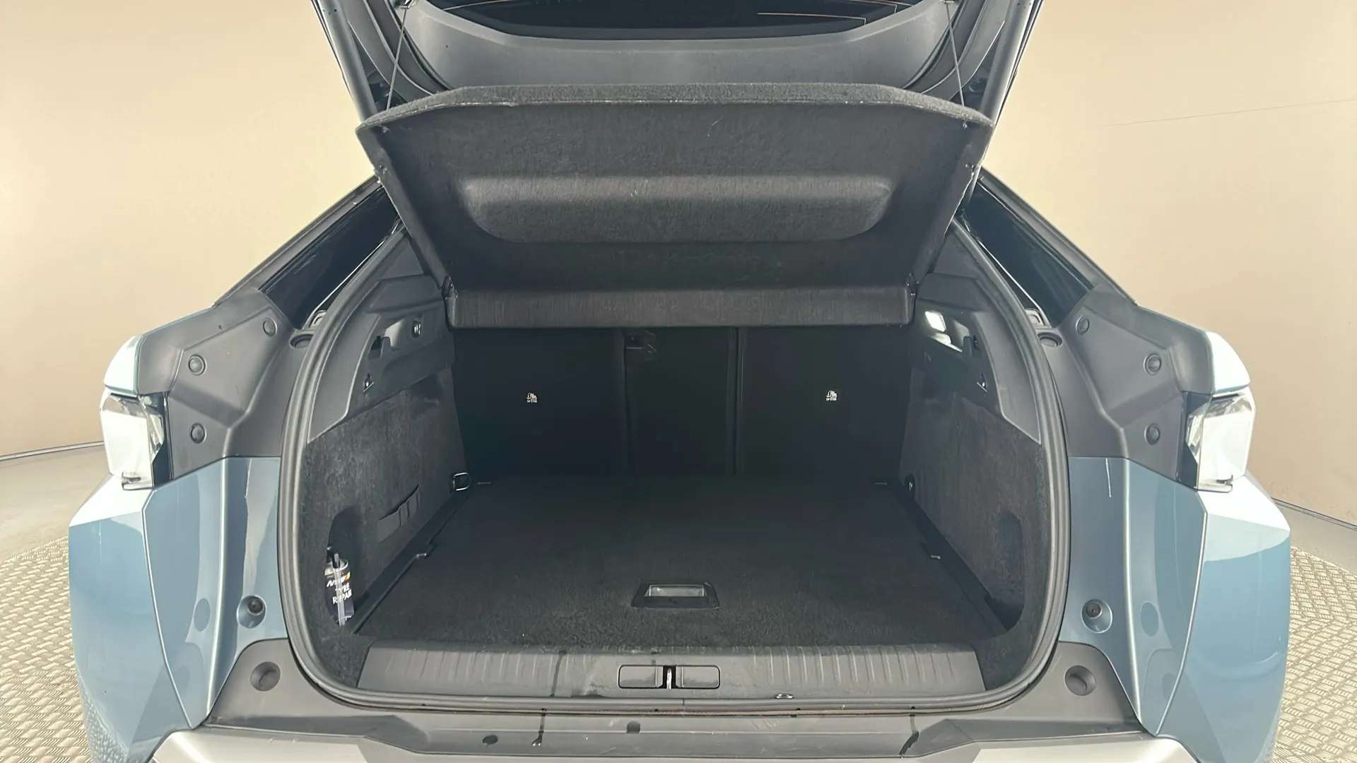 2025 PEUGEOT 3008 2025 PEUGEOT 3008