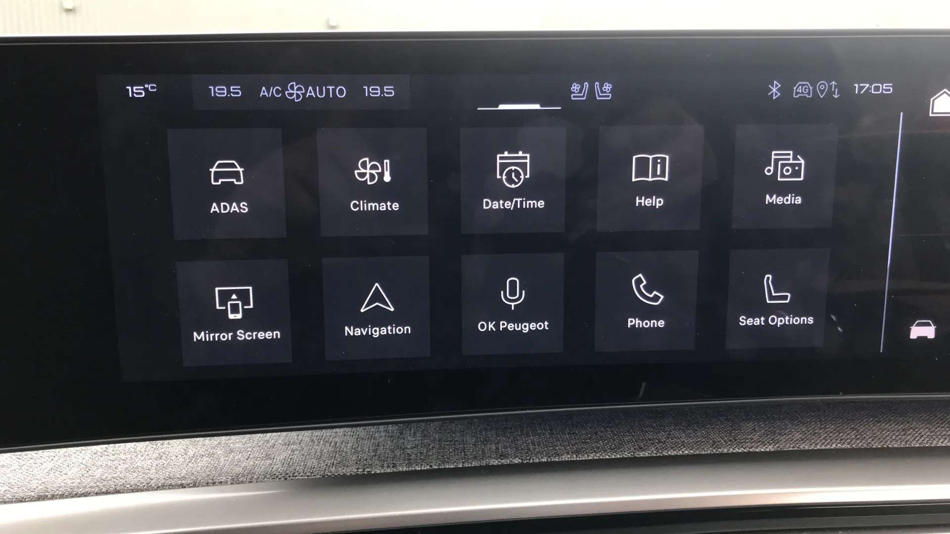 2023 PEUGEOT 3008 2023 PEUGEOT 3008