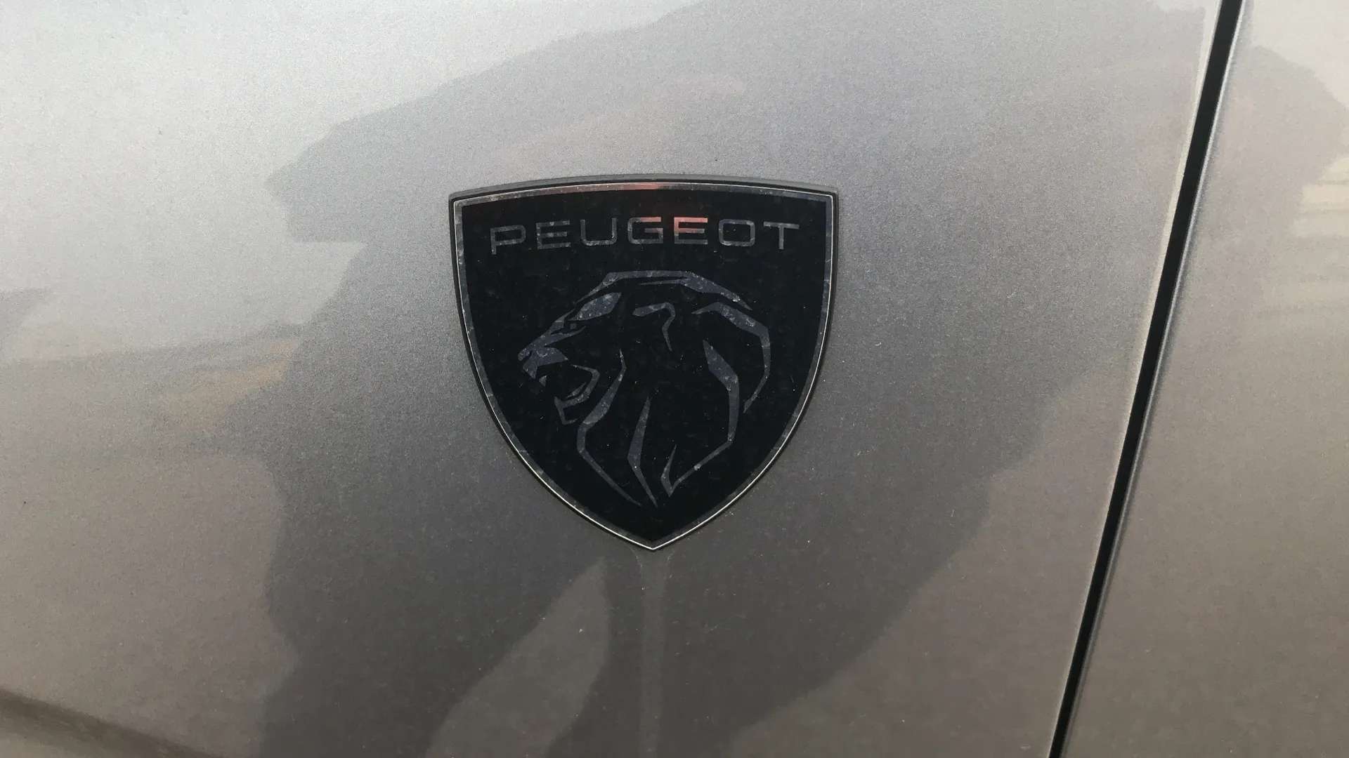 2023 PEUGEOT 3008 2023 PEUGEOT 3008