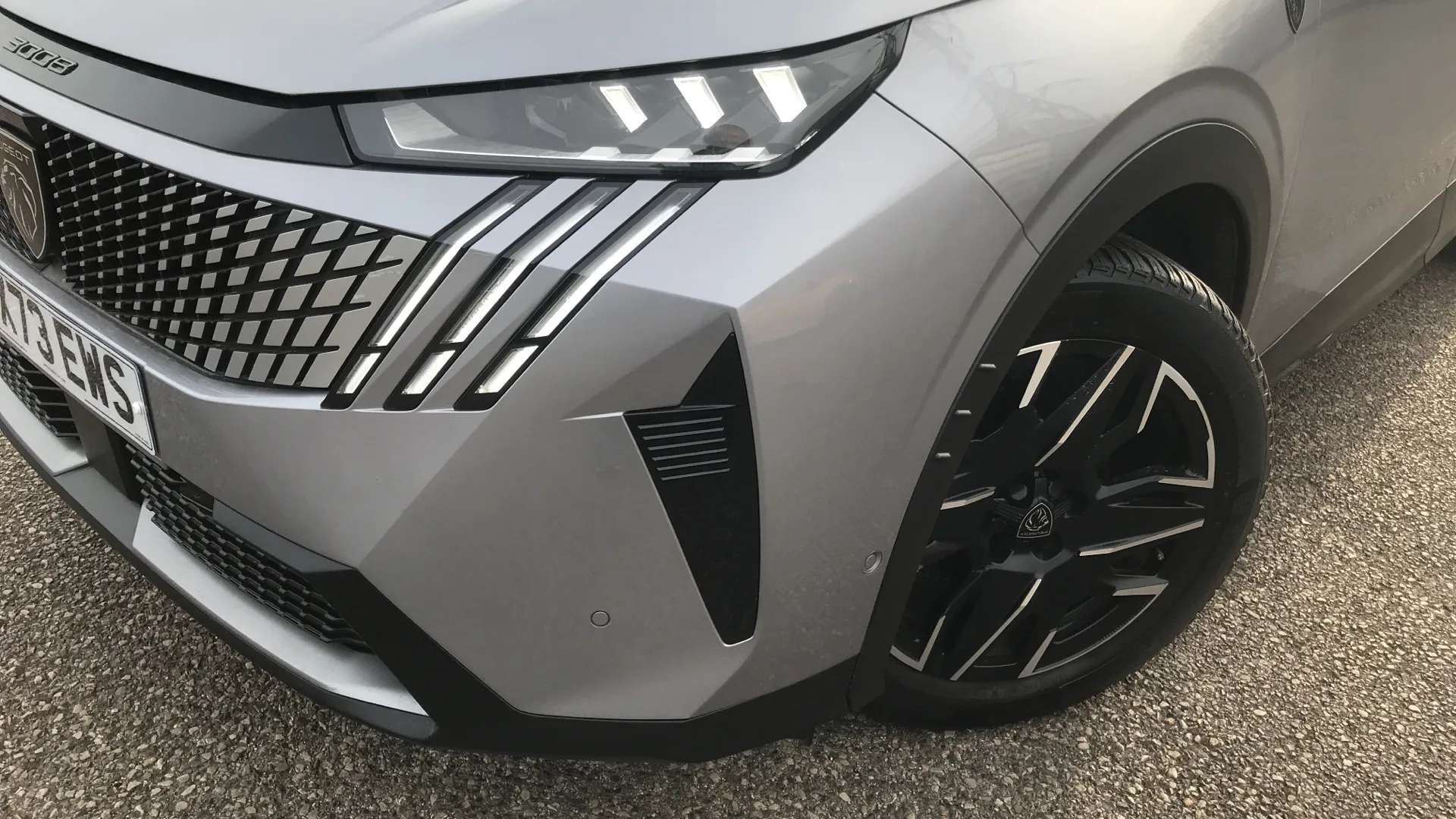 2023 PEUGEOT 3008 2023 PEUGEOT 3008