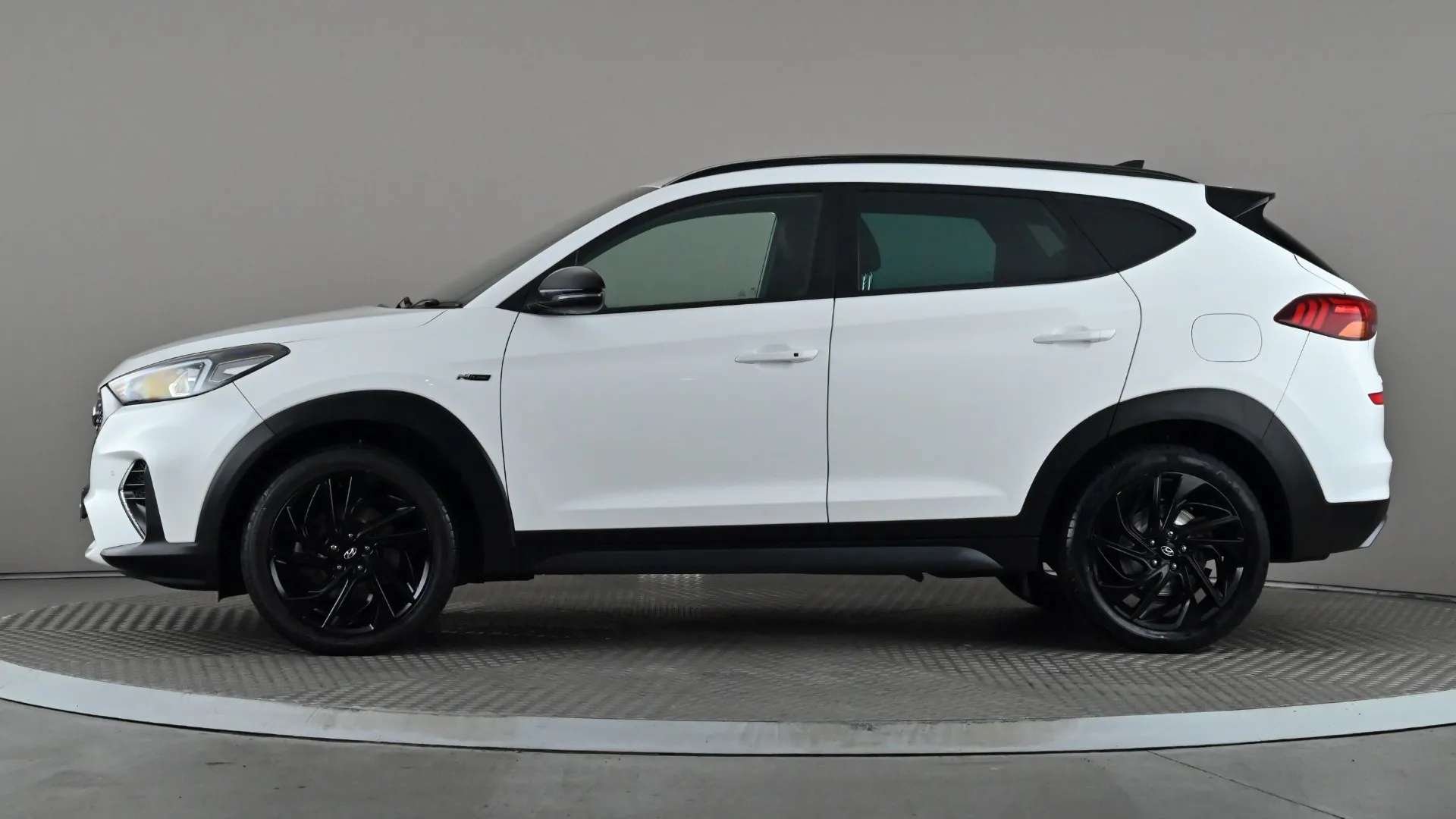 A 2020 HYUNDAI TUCSON 1.6 CRDi 48V MHD 136 N Line 2WD A 2020 HYUNDAI TUCSON 1.6 CRDi 48V MHD 136 N Line 2WD
