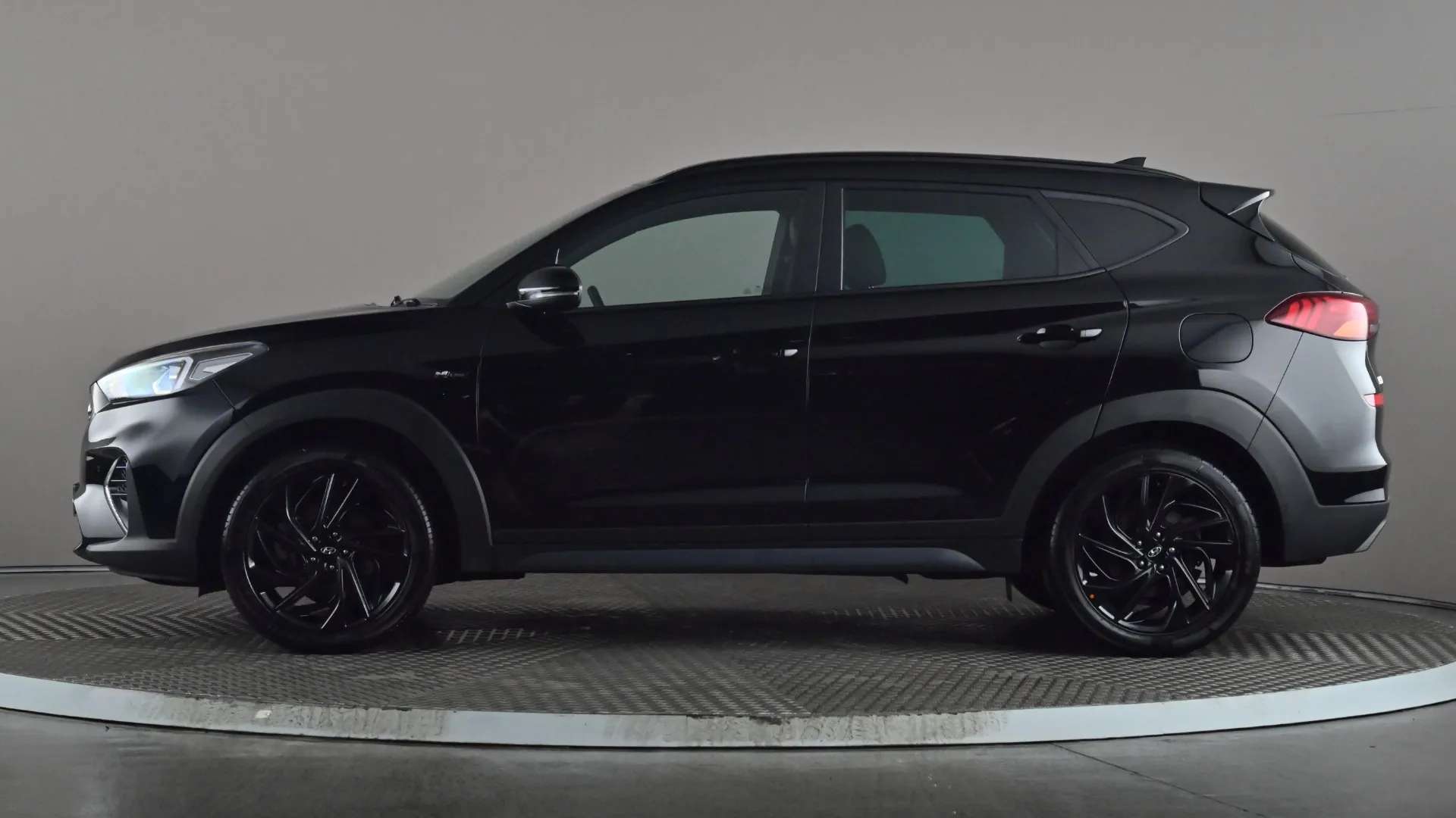 A 2019 HYUNDAI TUCSON 1.6 CRDi 48V MHD 136 N Line 2WD A 2019 HYUNDAI TUCSON 1.6 CRDi 48V MHD 136 N Line 2WD