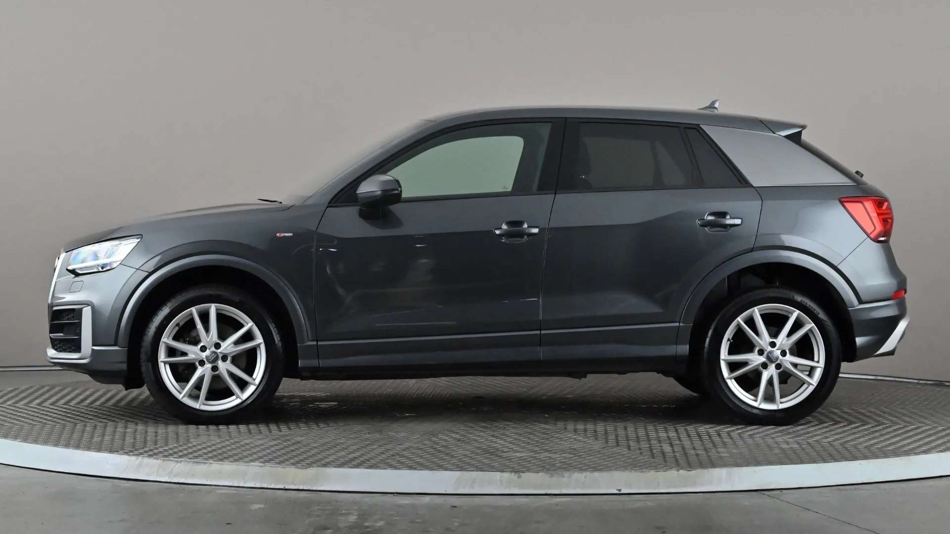 A 2017 AUDI Q2 1.4 TFSI S Line A 2017 AUDI Q2 1.4 TFSI S Line