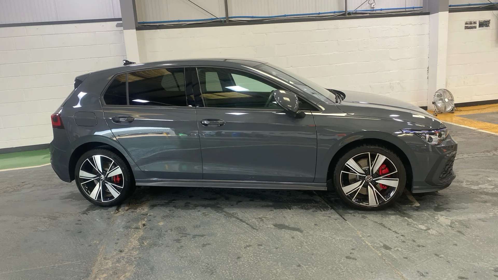 A 2023 VOLKSWAGEN GOLF 1.4 TSI GTE DSG A 2023 VOLKSWAGEN GOLF 1.4 TSI GTE DSG