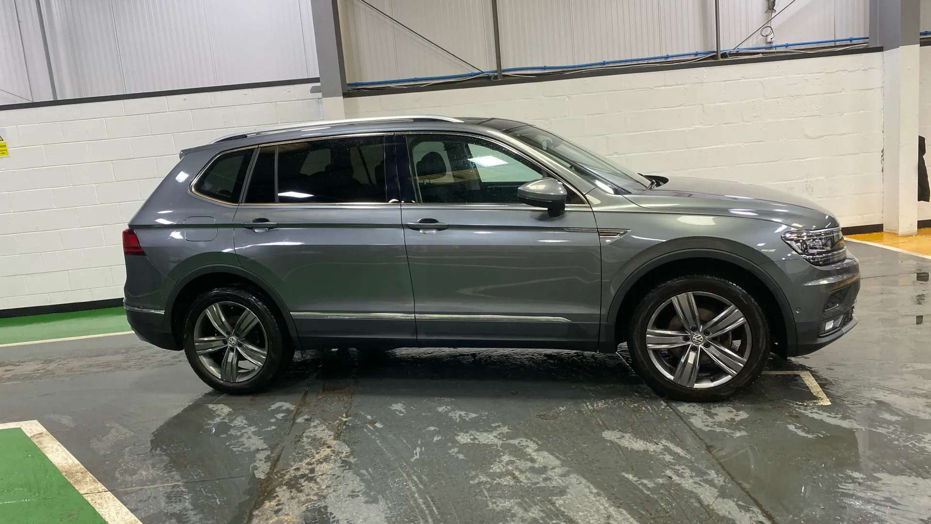 2018 VOLKSWAGEN TIGUAN ALLSPACE 2018 VOLKSWAGEN TIGUAN ALLSPACE