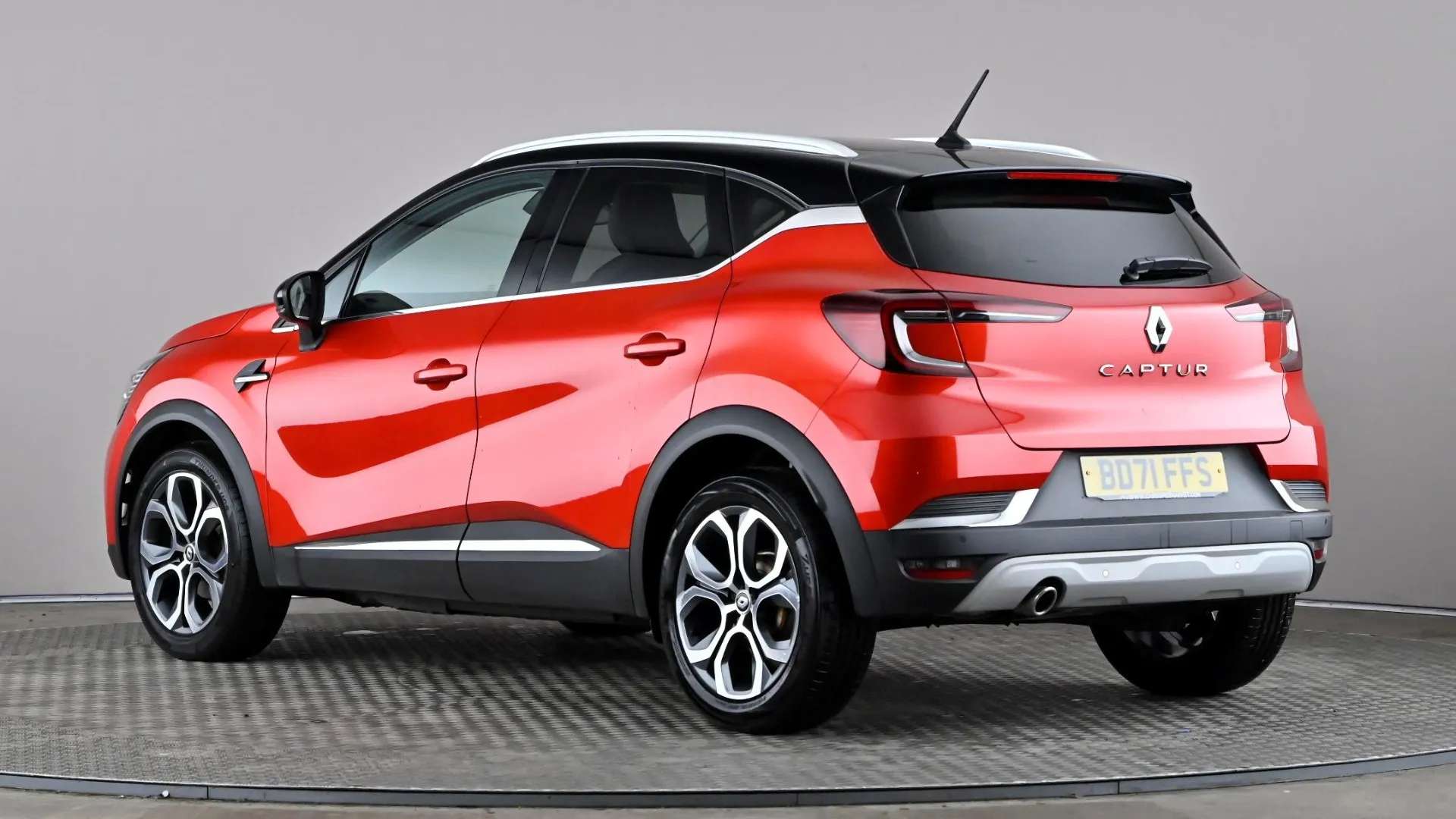 A 2021 RENAULT CAPTUR 1.3 TCE 140 S Edition A 2021 RENAULT CAPTUR 1.3 TCE 140 S Edition
