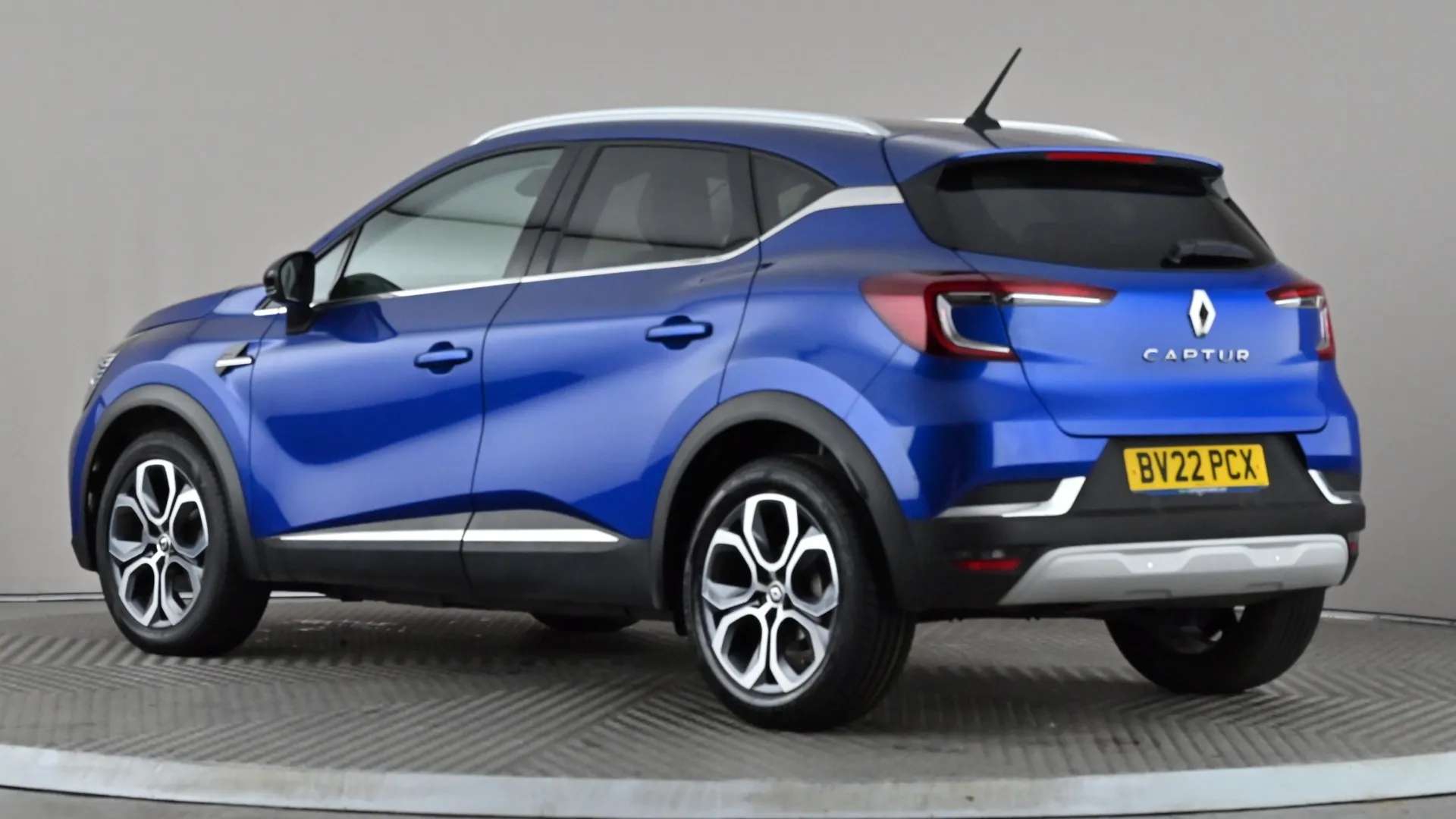 A 2022 RENAULT CAPTUR 1.3 TCE 140 SE Edition A 2022 RENAULT CAPTUR 1.3 TCE 140 SE Edition