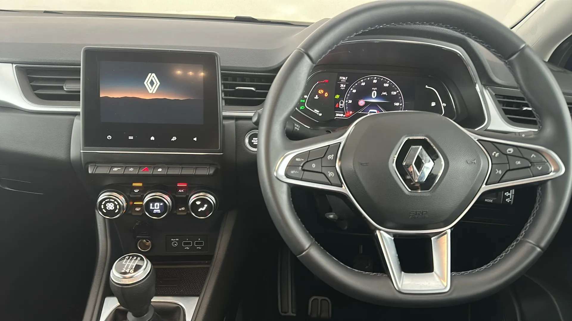 2022 RENAULT CAPTUR 2022 RENAULT CAPTUR
