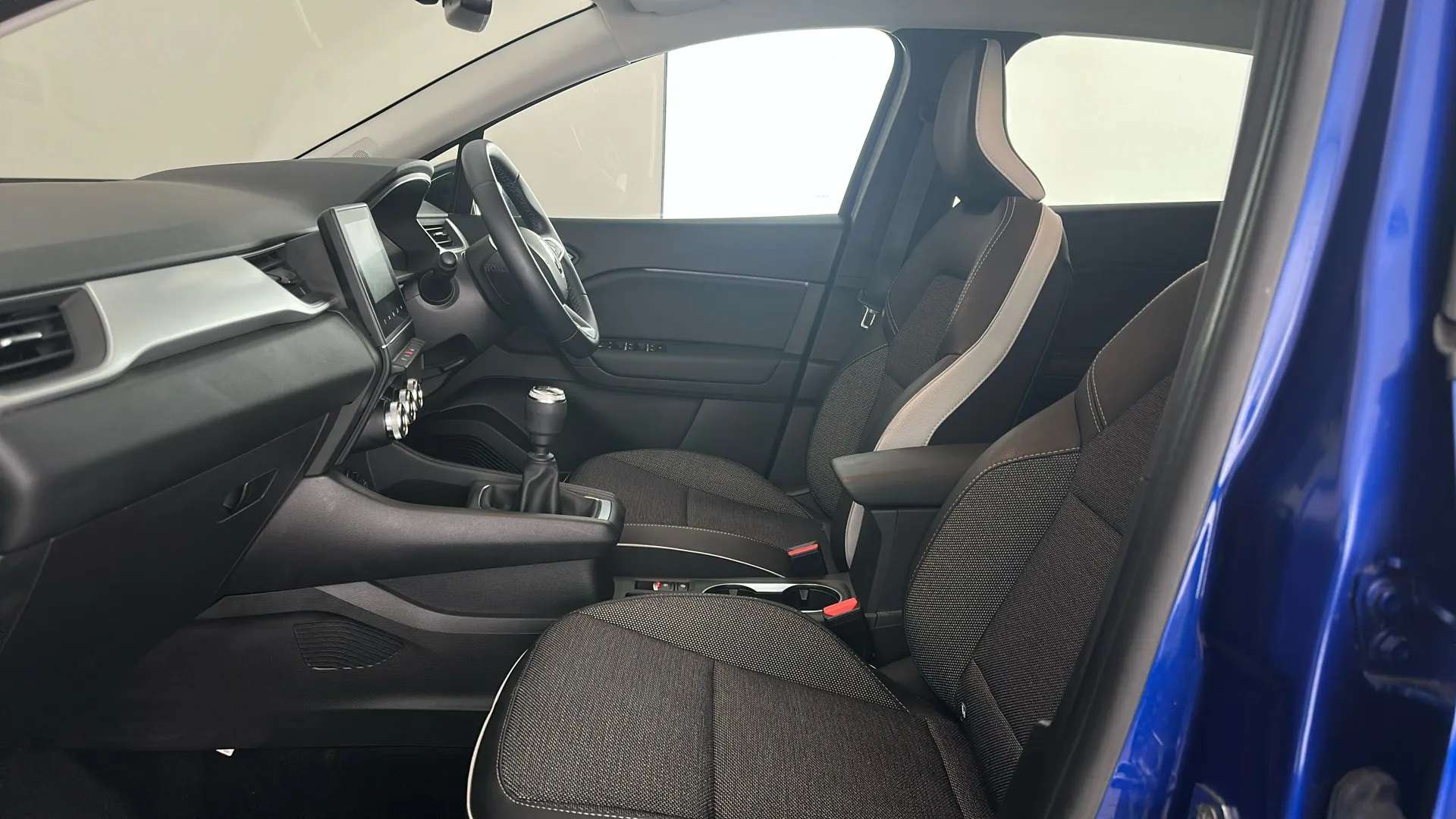 2022 RENAULT CAPTUR 2022 RENAULT CAPTUR