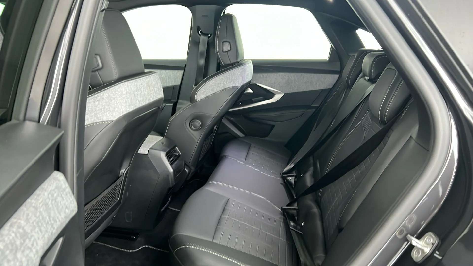 2025 PEUGEOT 3008 2025 PEUGEOT 3008