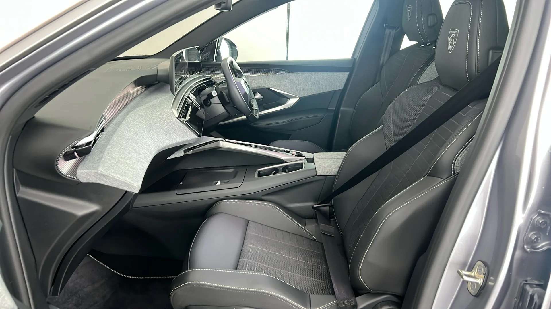 2025 PEUGEOT 3008 2025 PEUGEOT 3008