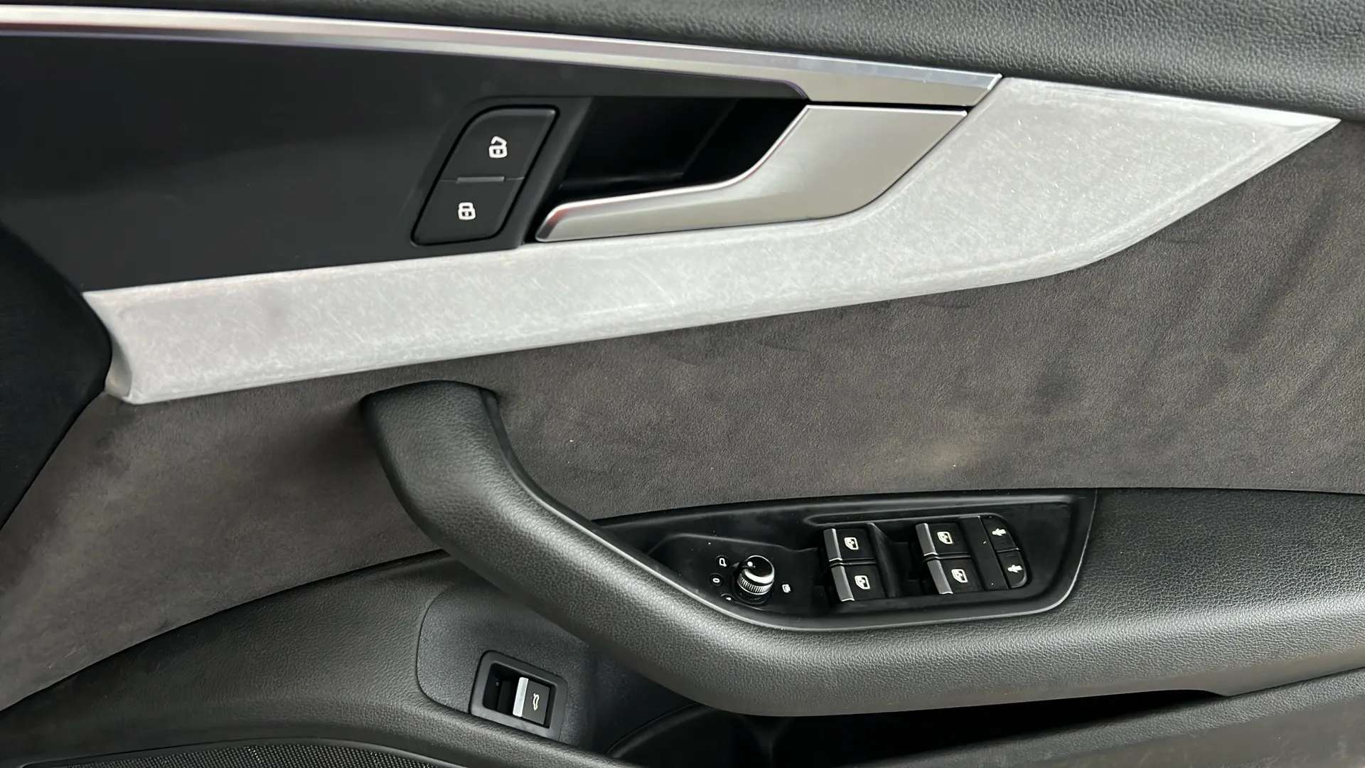 2018 AUDI A4 2018 AUDI A4