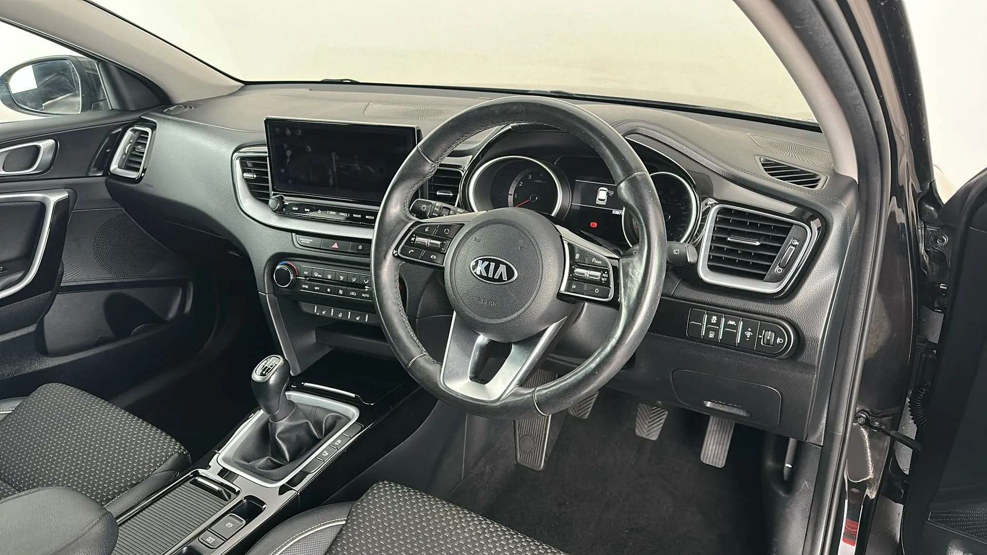 2020 KIA XCEED 2020 KIA XCEED