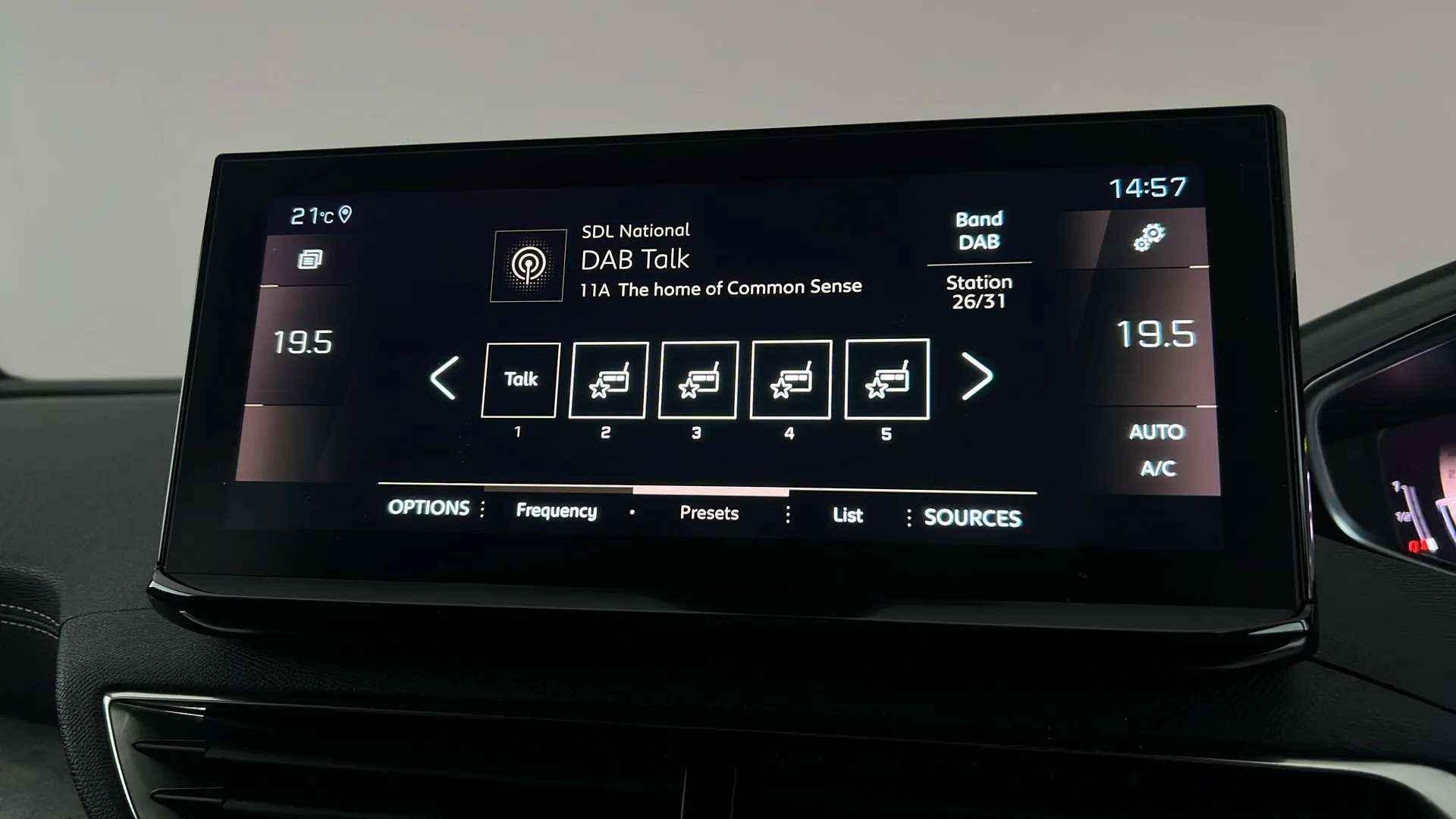 2023 PEUGEOT 3008 2023 PEUGEOT 3008
