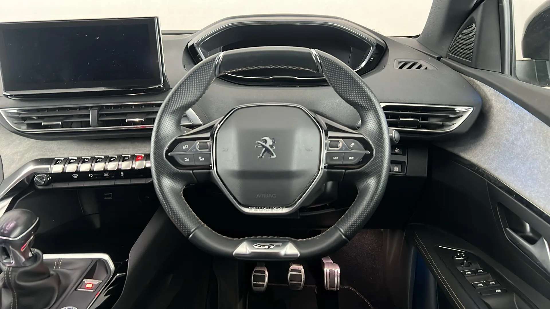 2021 PEUGEOT 3008 2021 PEUGEOT 3008