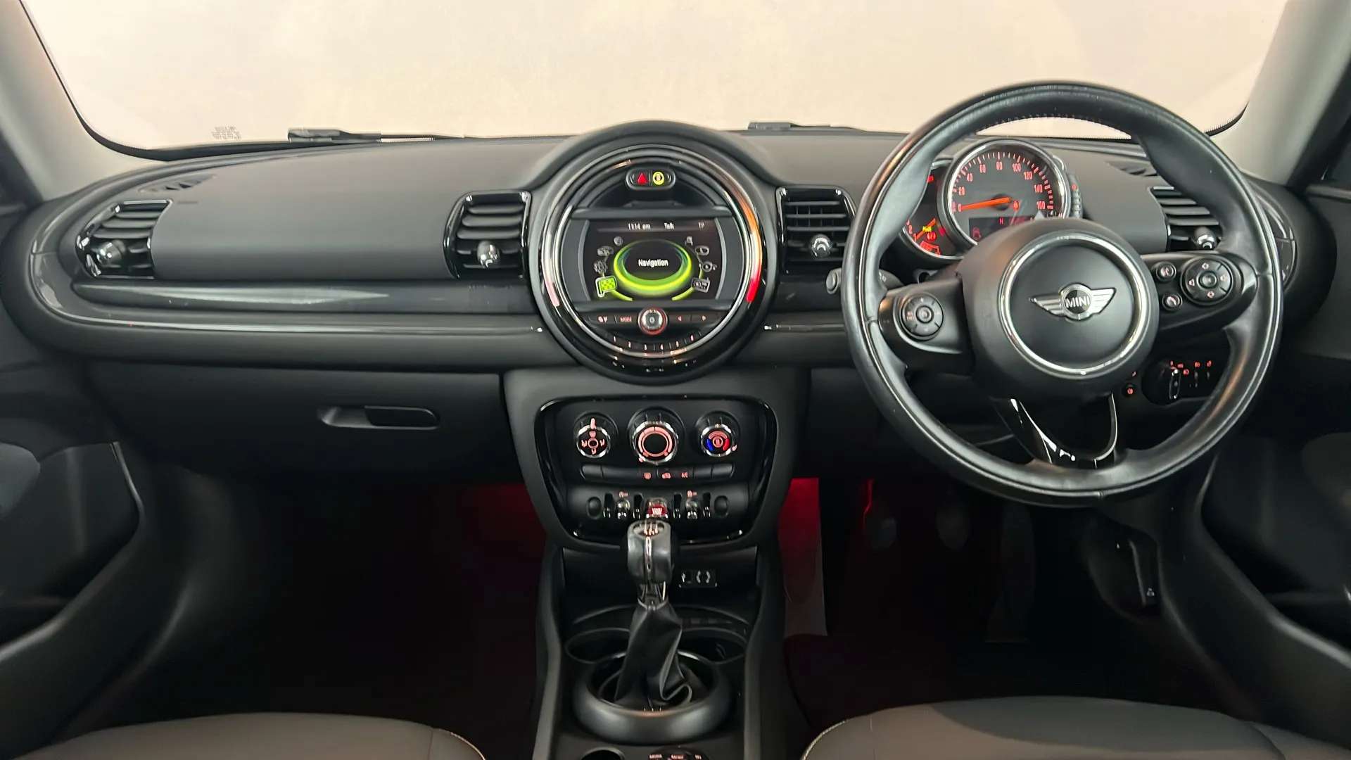 2016 MINI CLUBMAN 2016 MINI CLUBMAN