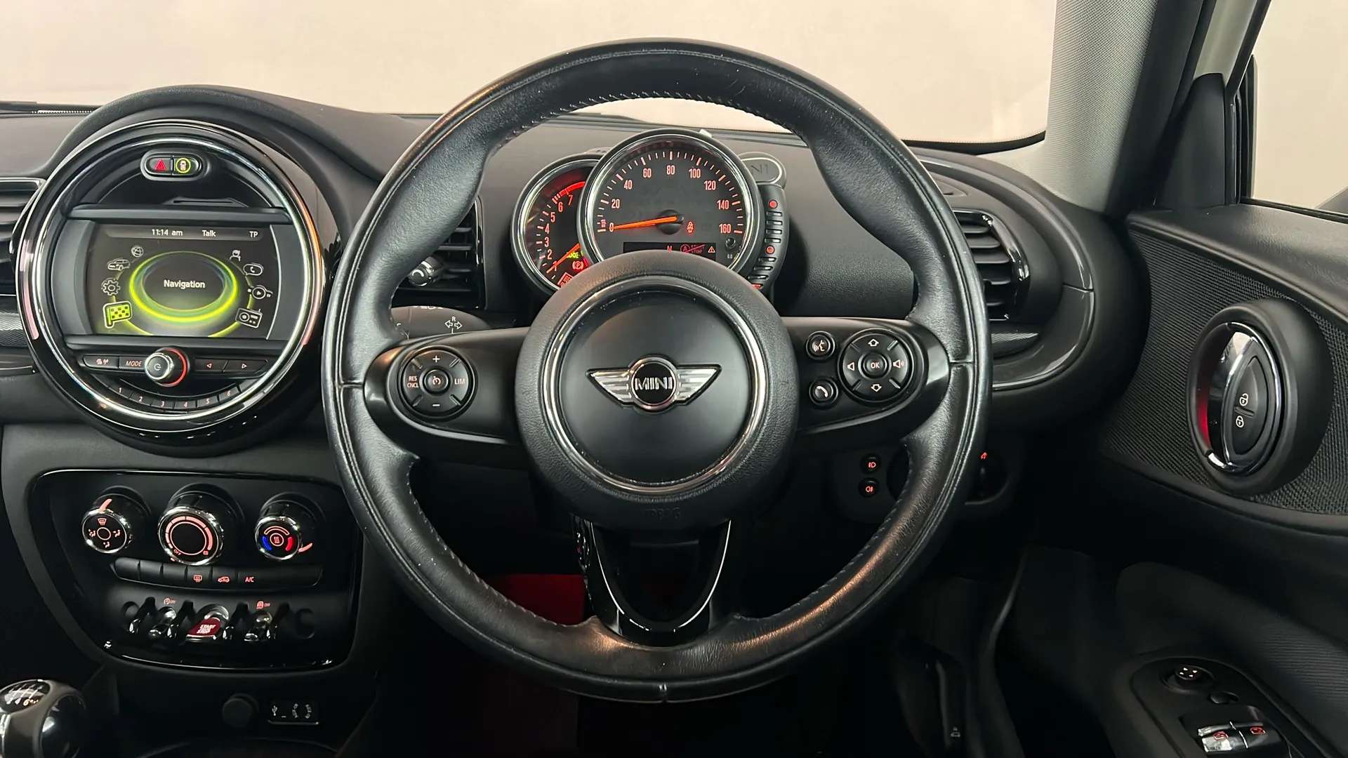 2016 MINI CLUBMAN 2016 MINI CLUBMAN