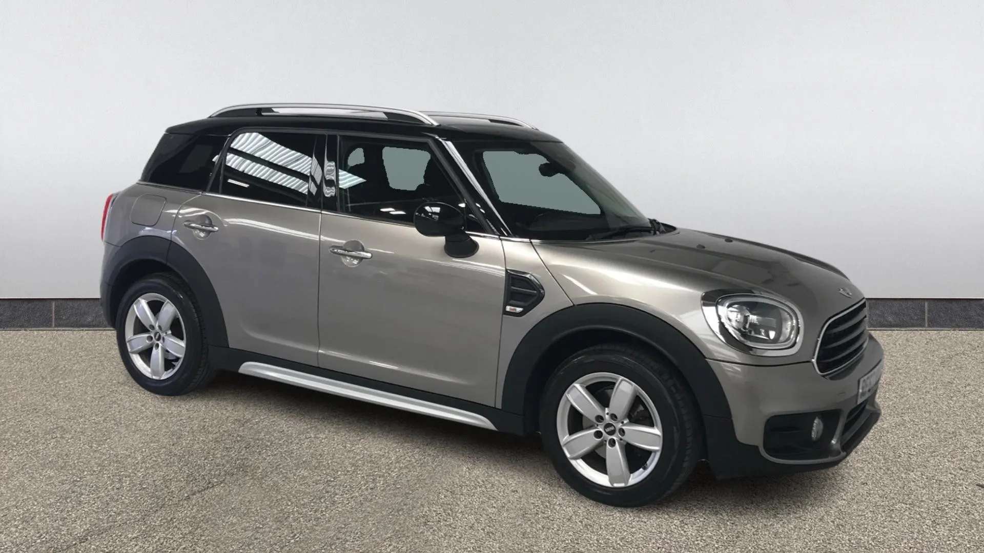 A 2018 MINI COUNTRYMAN 1.5 Cooper Auto A 2018 MINI COUNTRYMAN 1.5 Cooper Auto