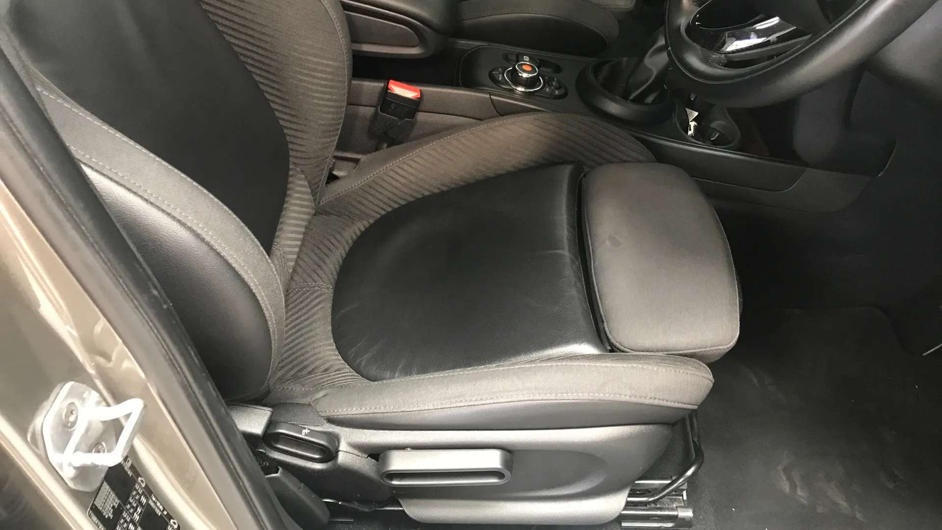 2018 MINI COUNTRYMAN 2018 MINI COUNTRYMAN