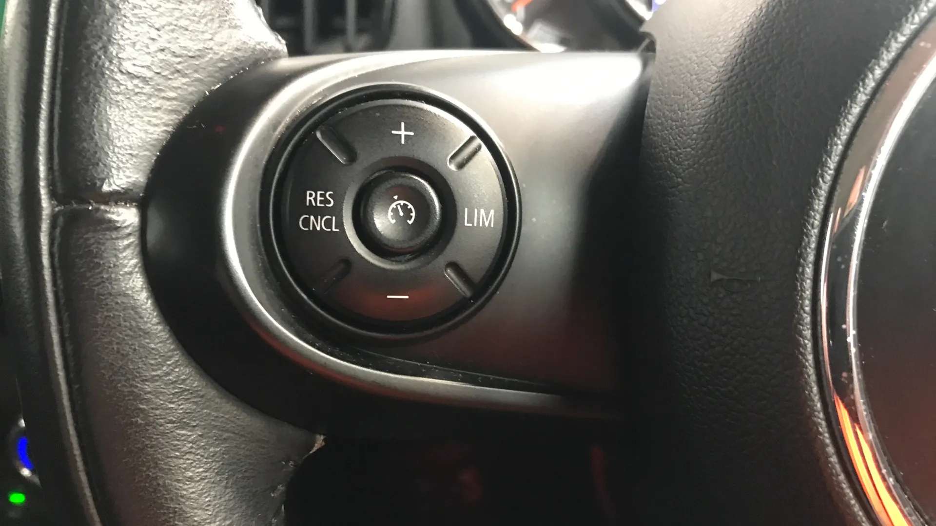 2018 MINI COUNTRYMAN 2018 MINI COUNTRYMAN