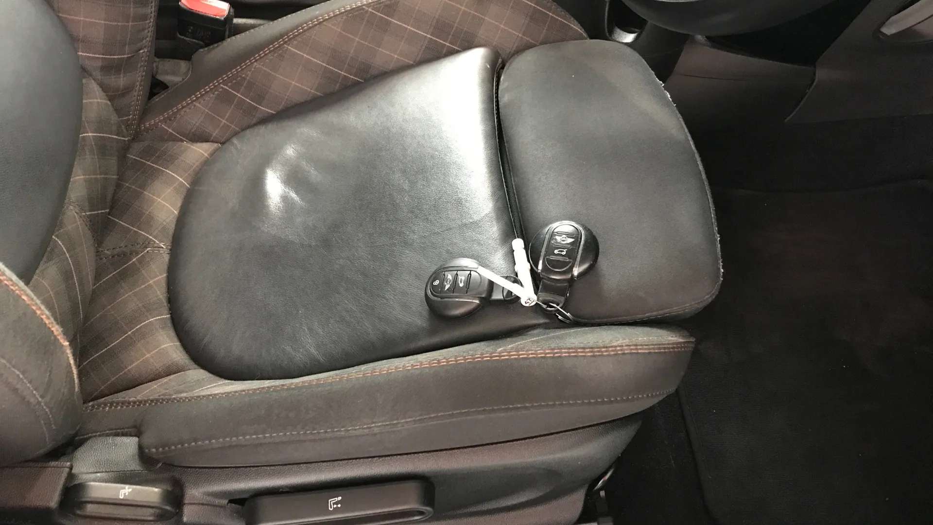 2017 MINI HATCH 2017 MINI HATCH
