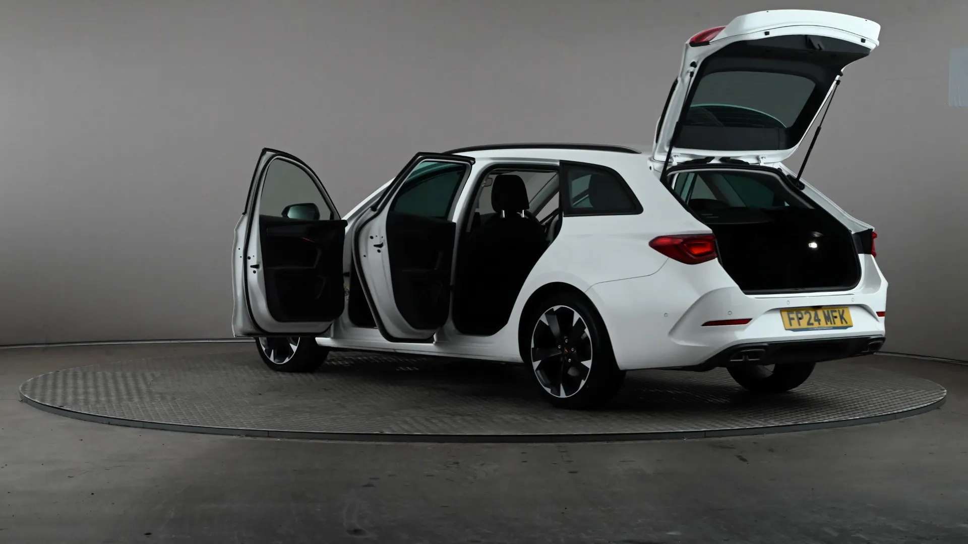 2024 CUPRA LEON 2024 CUPRA LEON