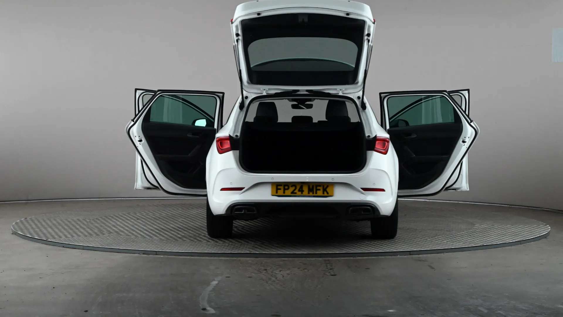 2024 CUPRA LEON 2024 CUPRA LEON