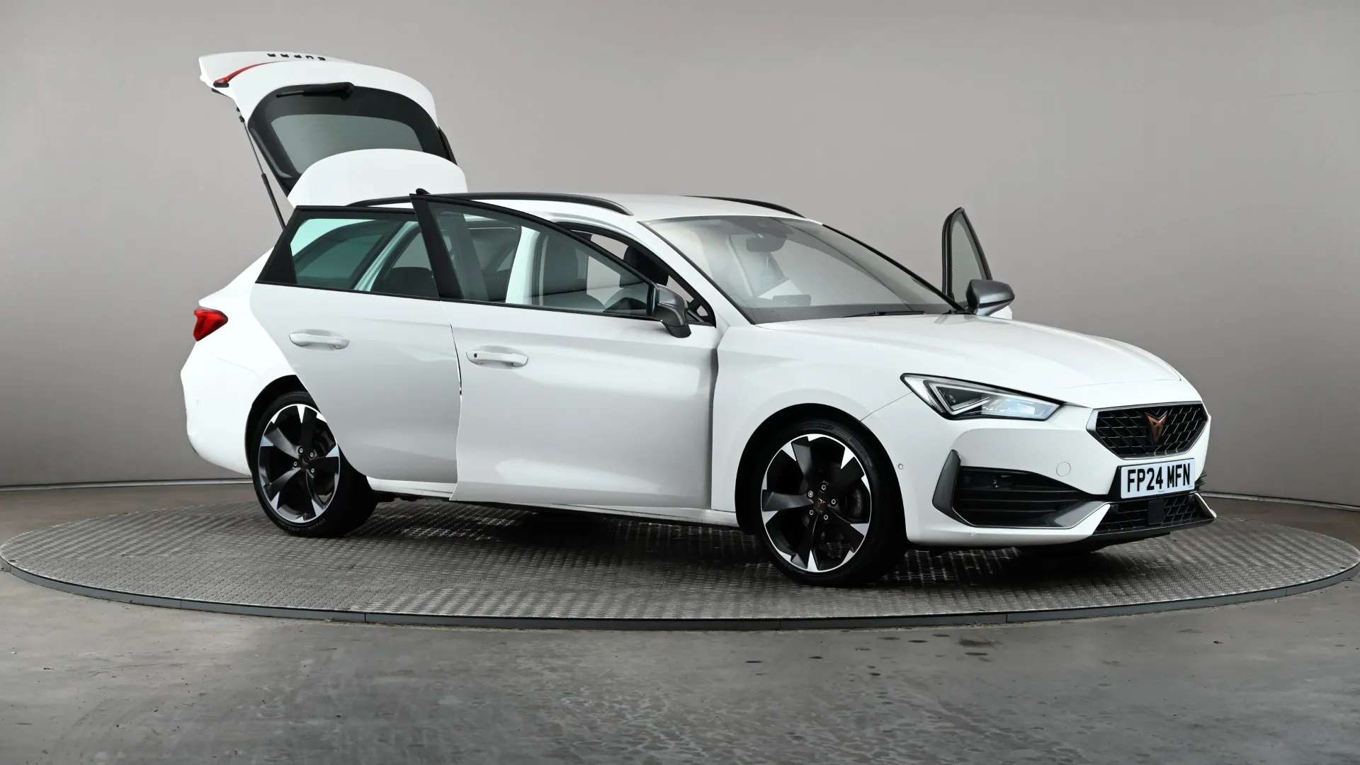 2024 CUPRA LEON 2024 CUPRA LEON