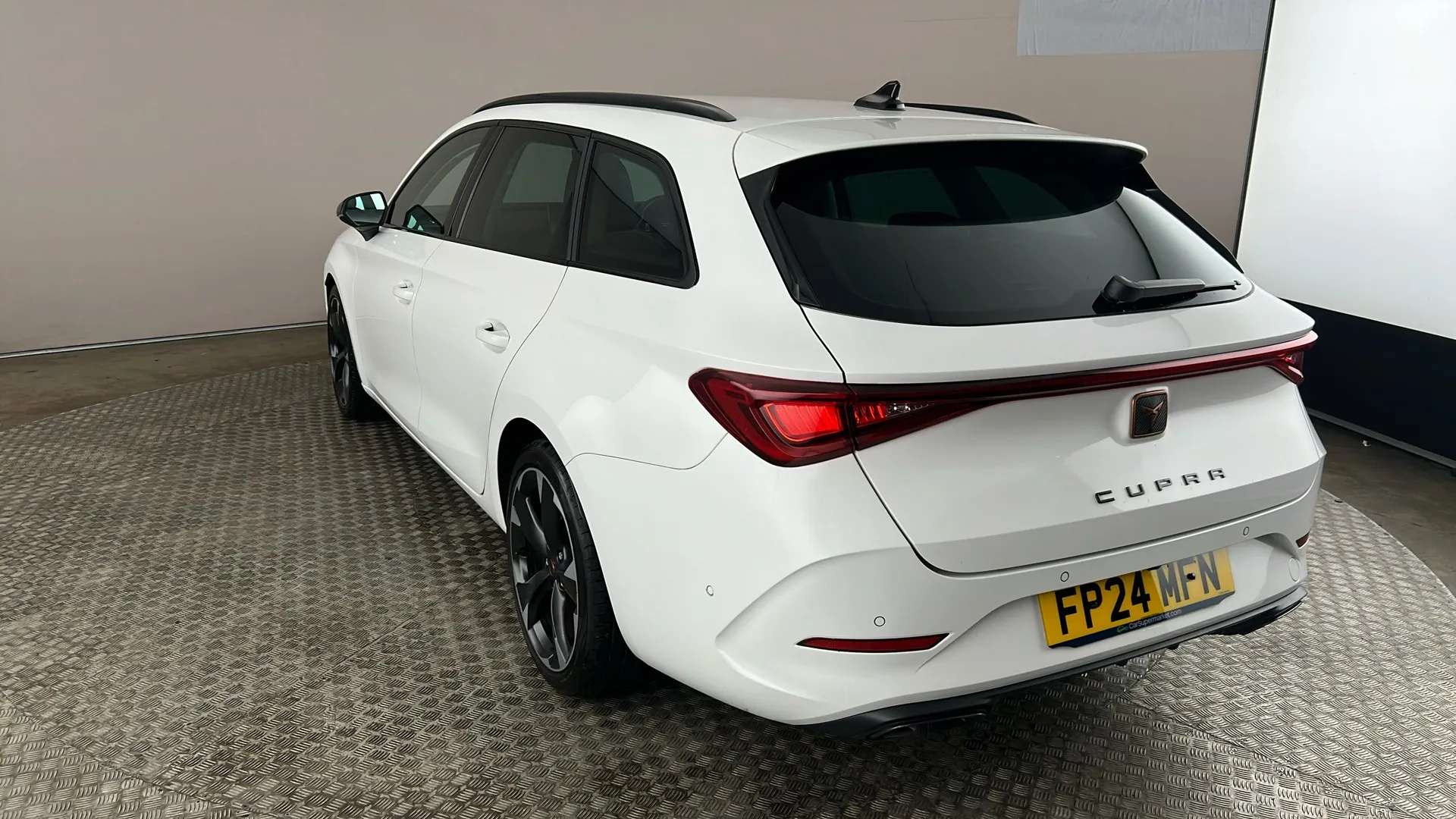 2024 CUPRA LEON 2024 CUPRA LEON