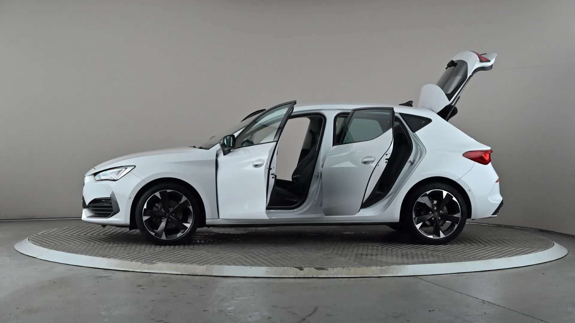 2023 CUPRA LEON 2023 CUPRA LEON