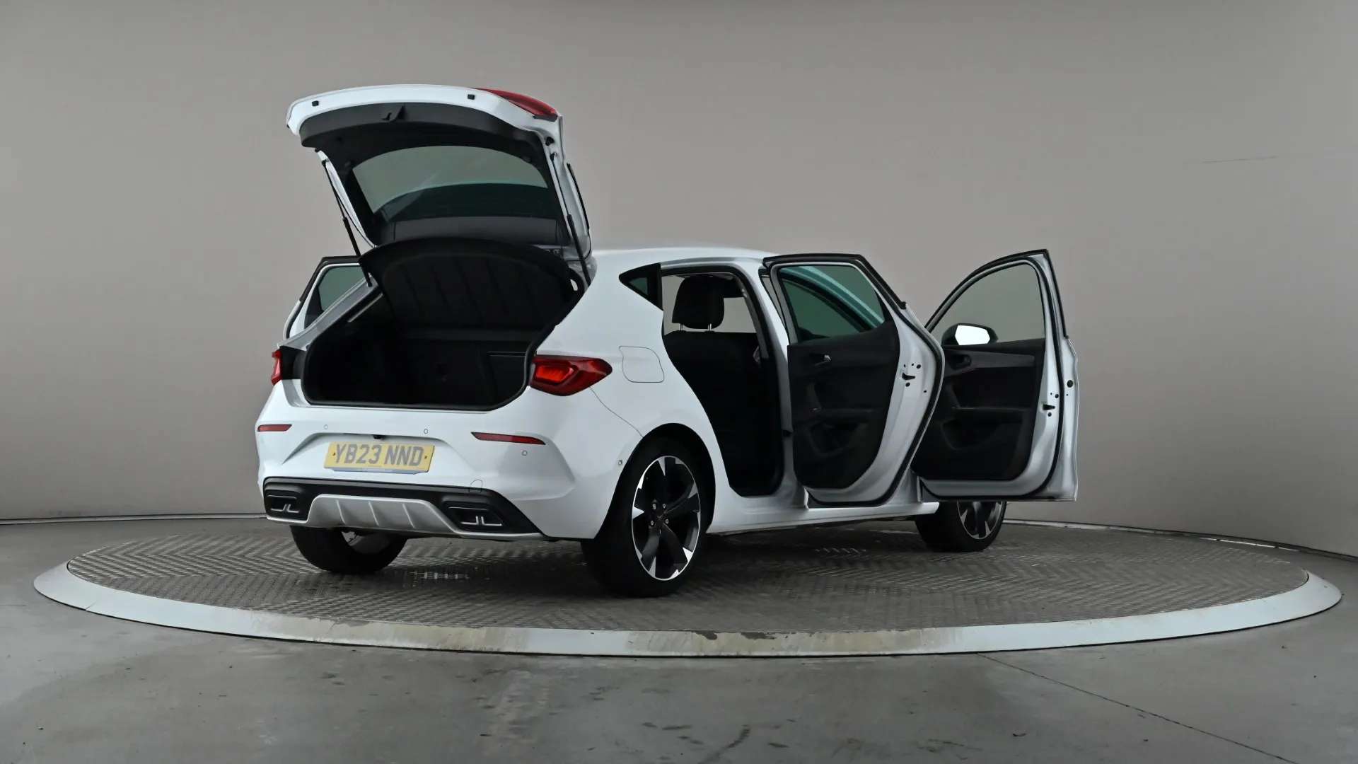 2023 CUPRA LEON 2023 CUPRA LEON