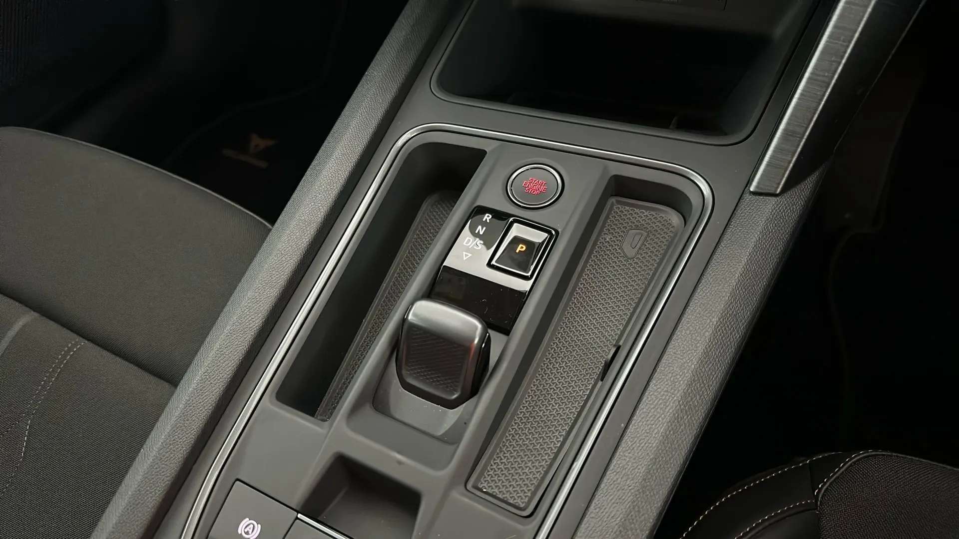 2023 CUPRA LEON 2023 CUPRA LEON