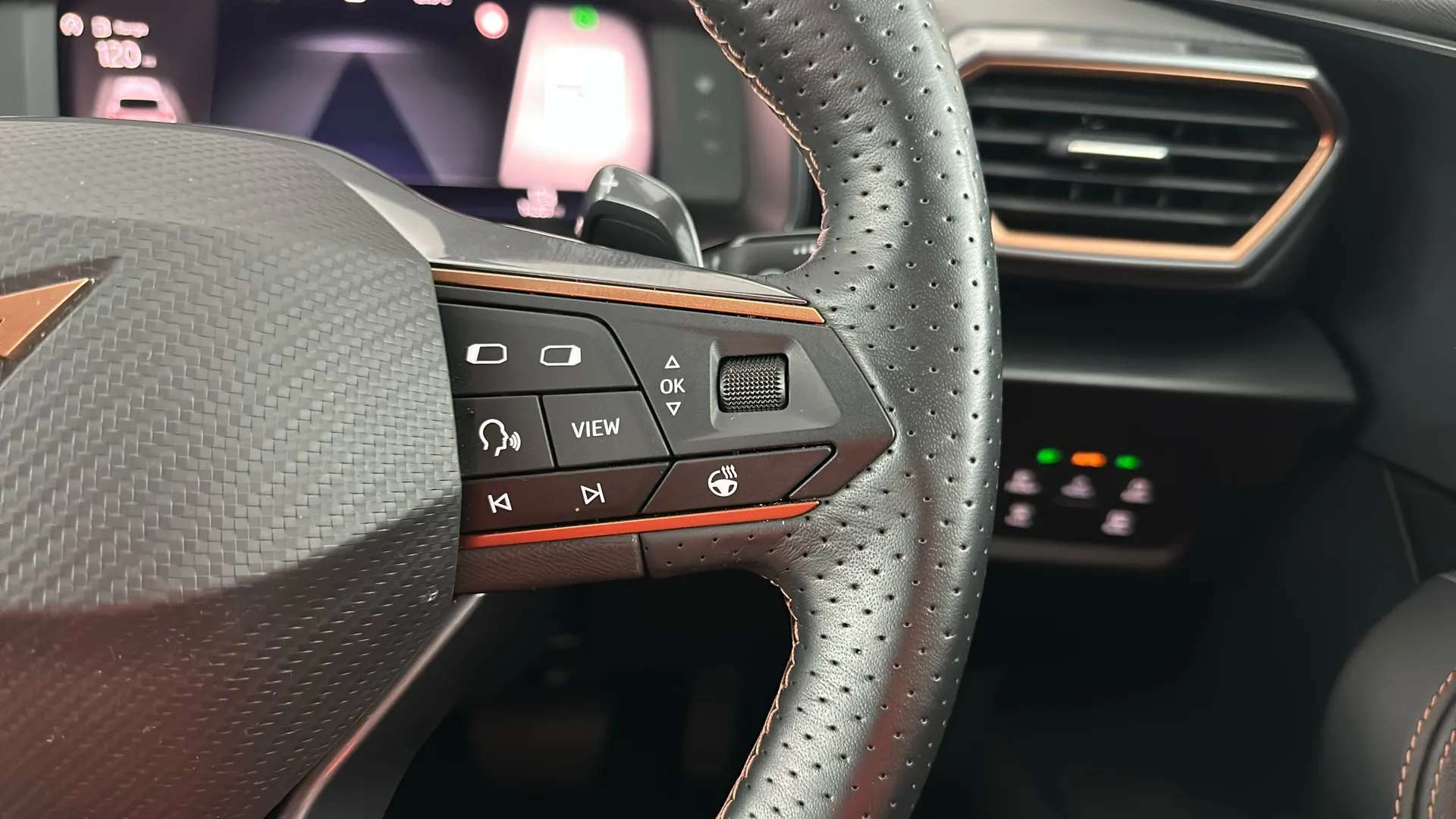 2023 CUPRA LEON 2023 CUPRA LEON