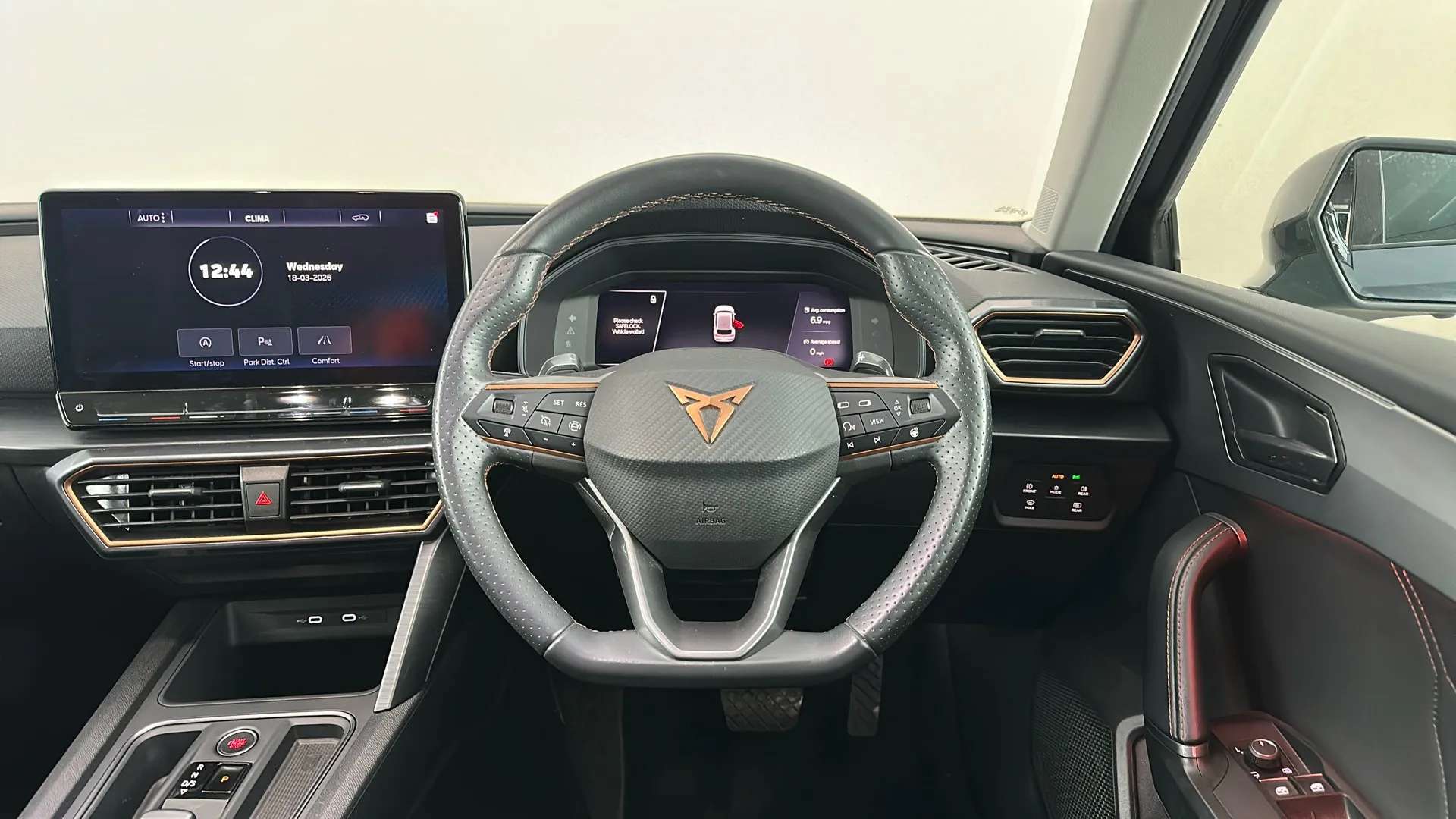 2023 CUPRA LEON 2023 CUPRA LEON