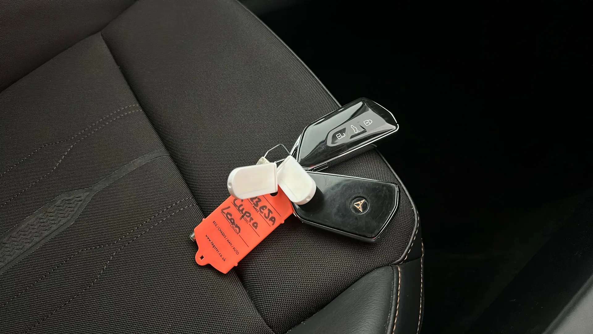 2023 CUPRA LEON 2023 CUPRA LEON