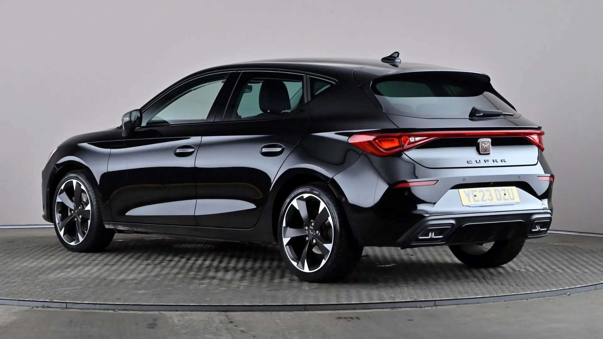 A 2023 CUPRA LEON 1.5 eTSI V1 DSG A 2023 CUPRA LEON 1.5 eTSI V1 DSG