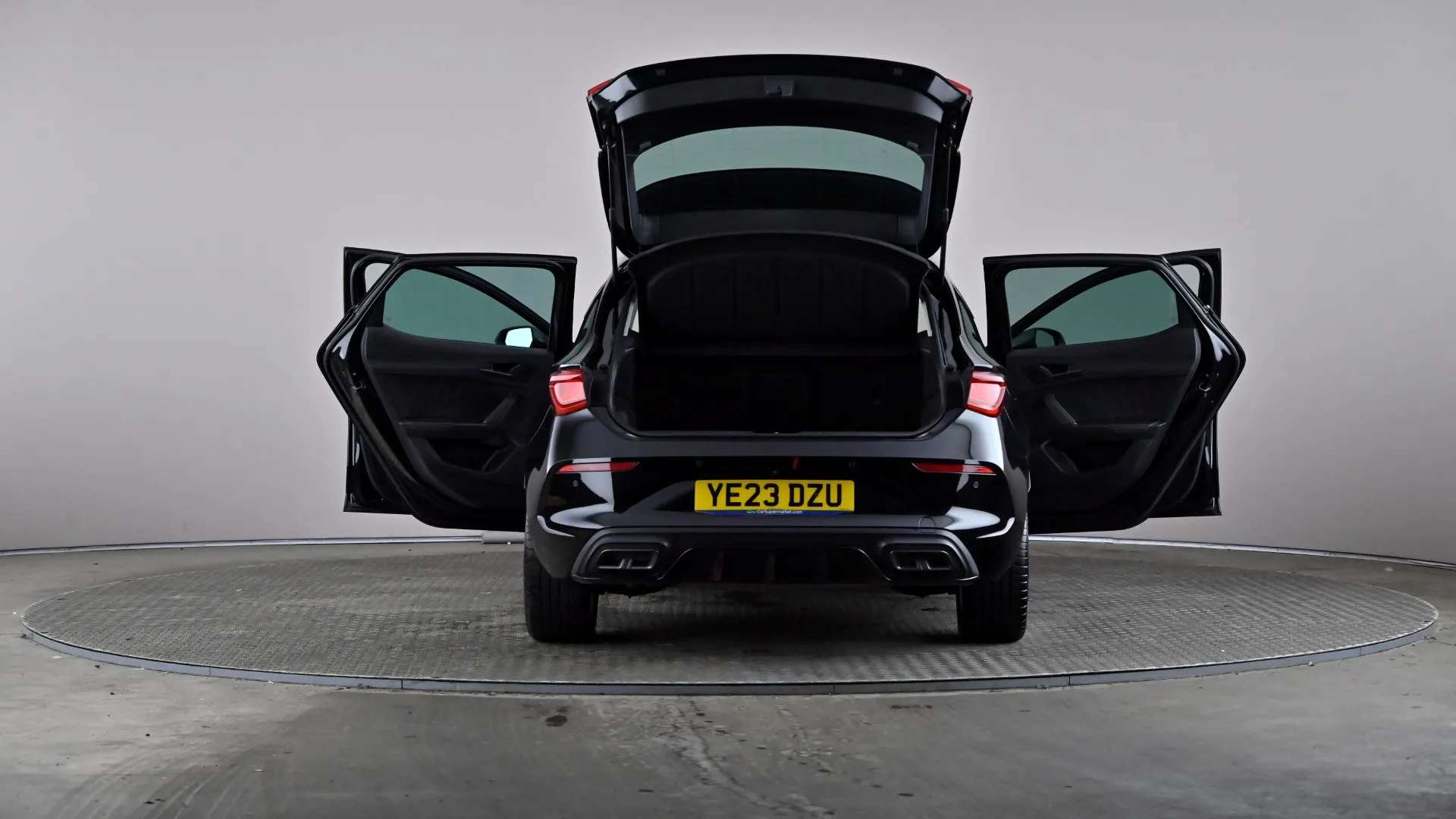 2023 CUPRA LEON 2023 CUPRA LEON