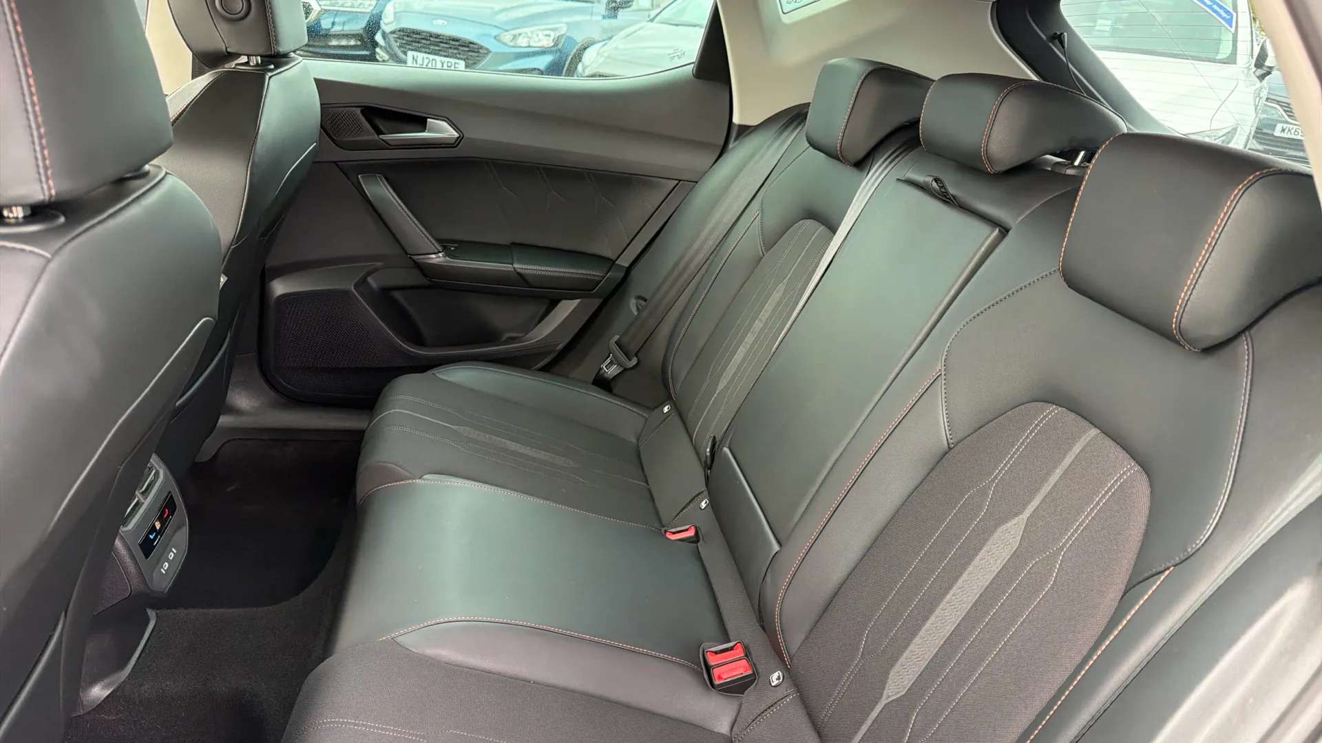 2023 CUPRA LEON 2023 CUPRA LEON