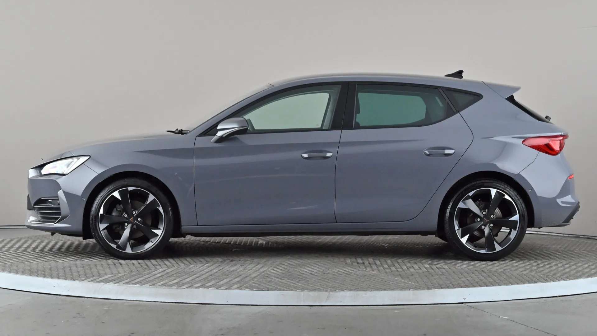 A 2023 CUPRA LEON 1.5 eTSI V1 DSG A 2023 CUPRA LEON 1.5 eTSI V1 DSG