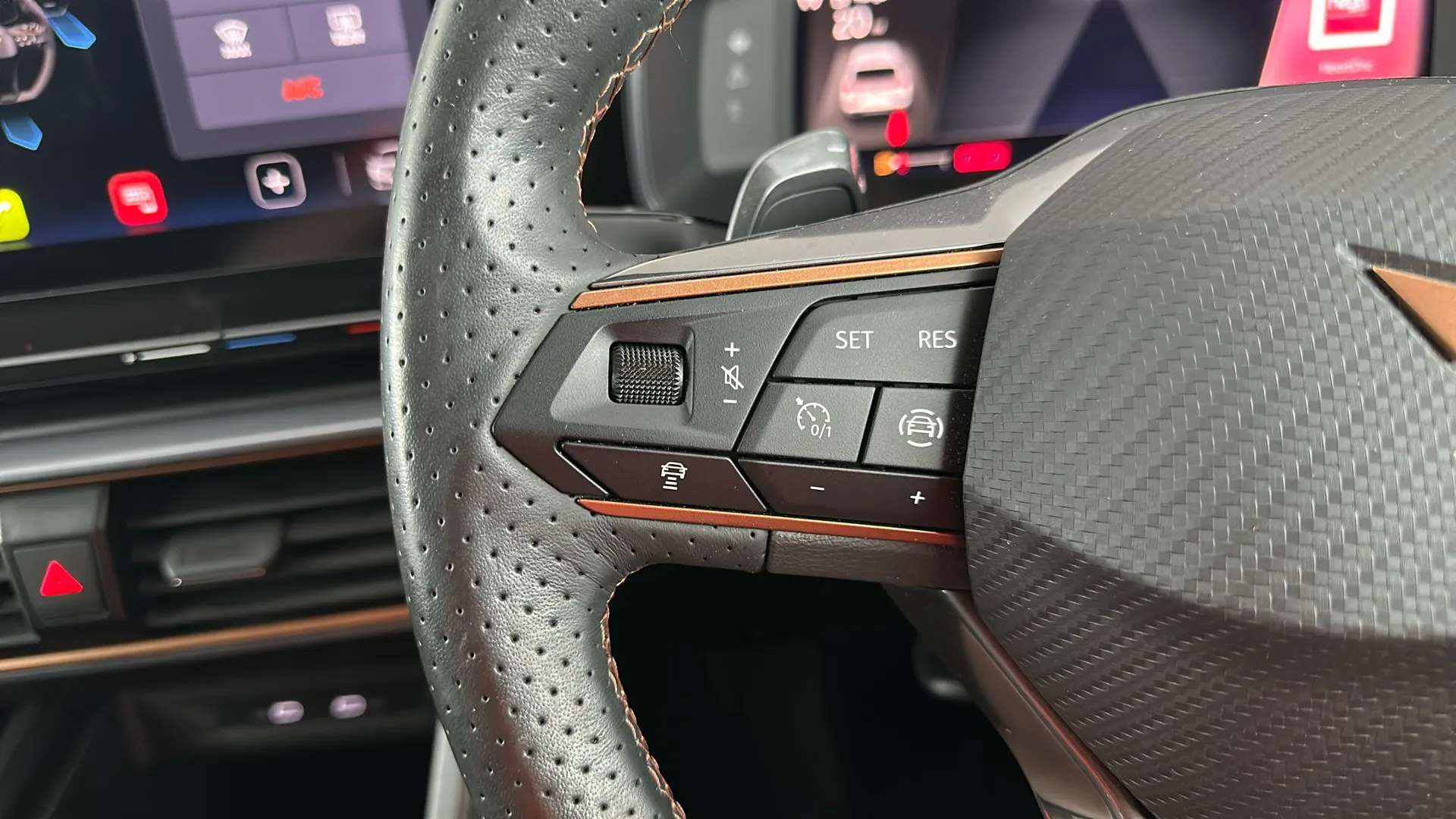 2023 CUPRA LEON 2023 CUPRA LEON