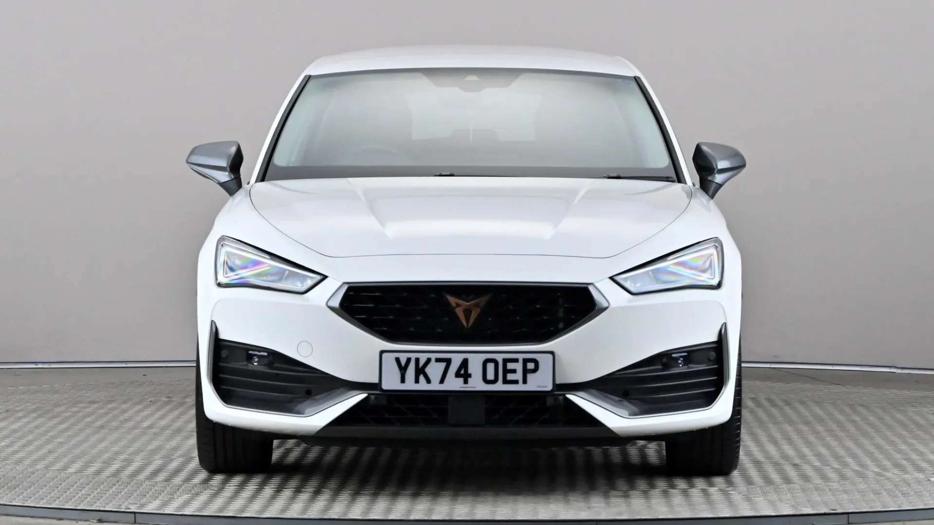 A 2024 CUPRA LEON 1.5 eTSI V1 DSG A 2024 CUPRA LEON 1.5 eTSI V1 DSG
