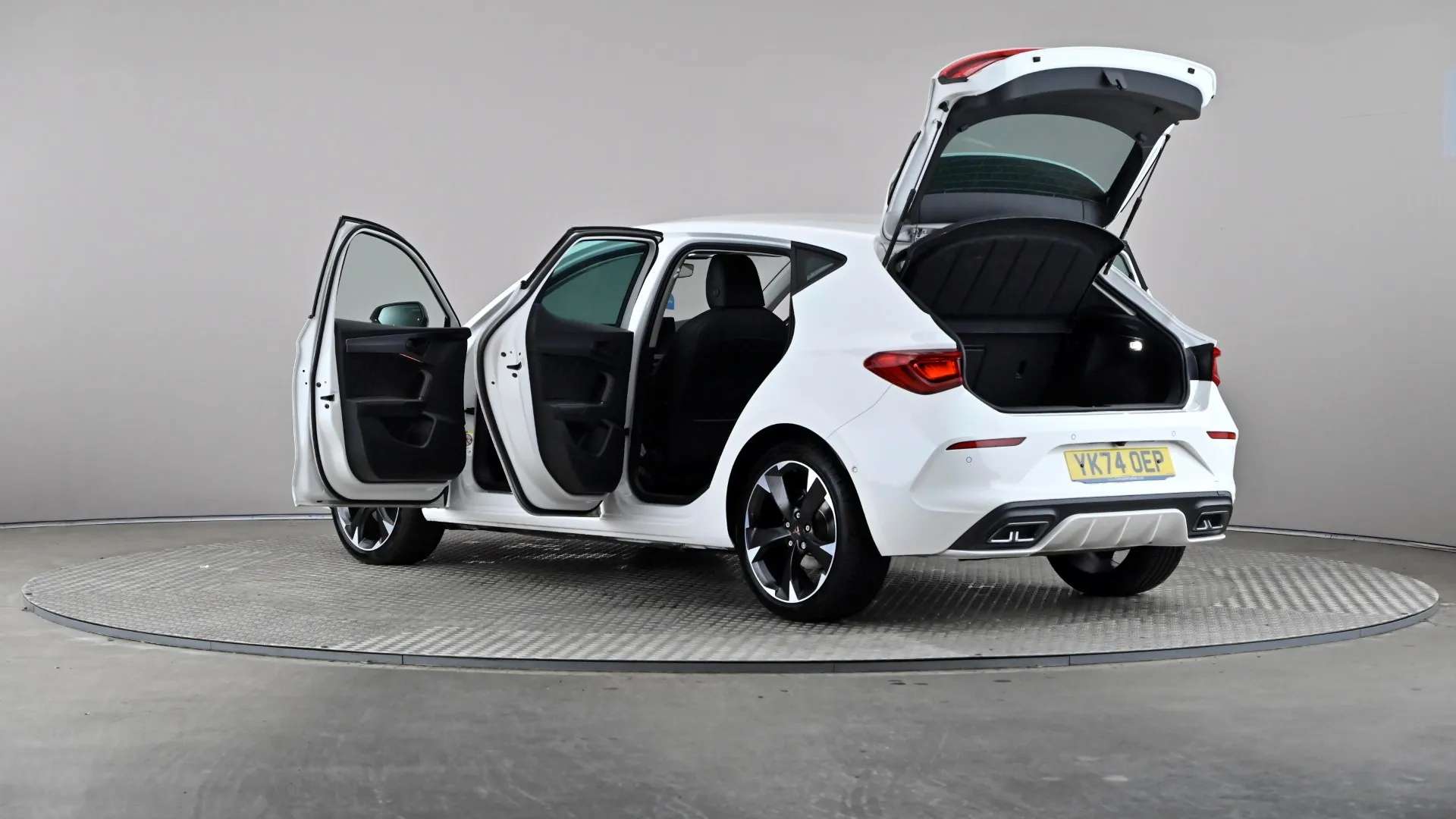 2024 CUPRA LEON 2024 CUPRA LEON
