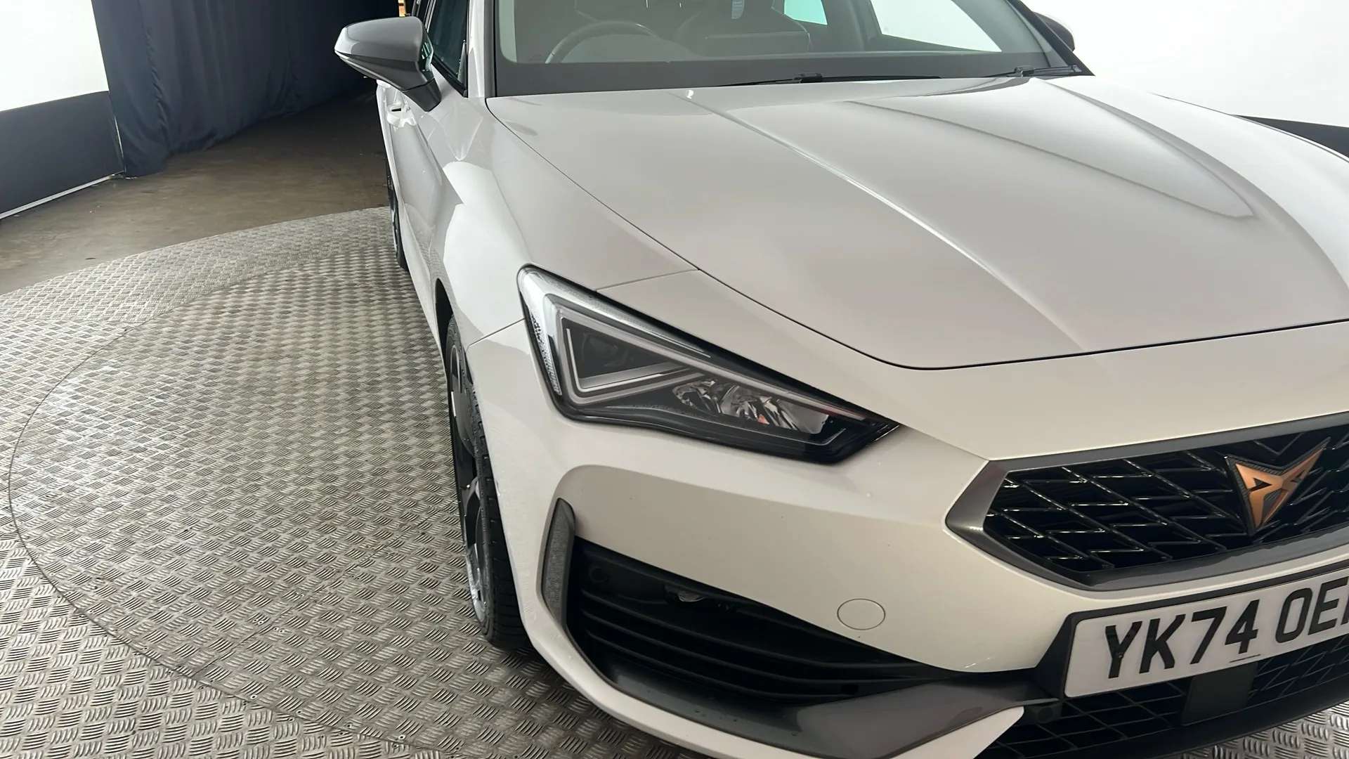 2024 CUPRA LEON 2024 CUPRA LEON