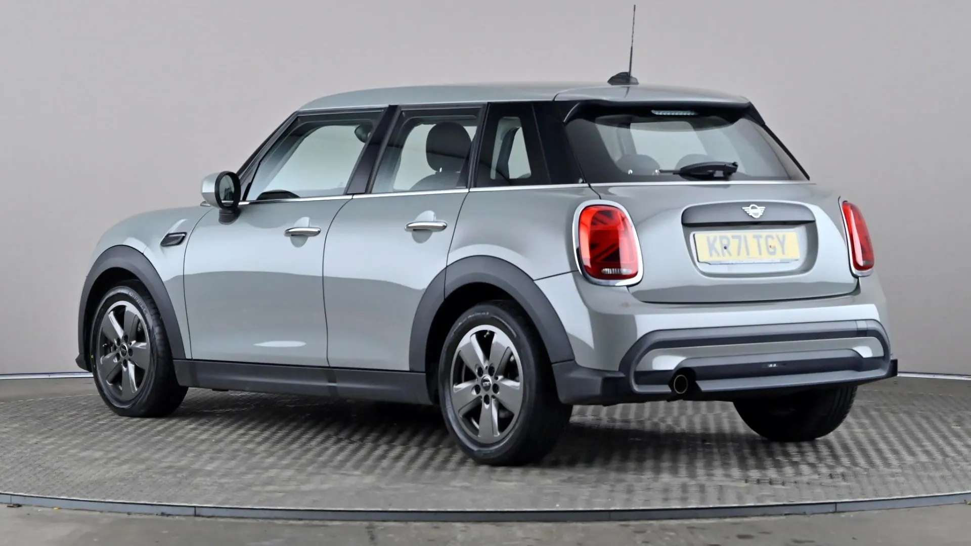 A 2022 MINI HATCH 1.5 One Classic A 2022 MINI HATCH 1.5 One Classic