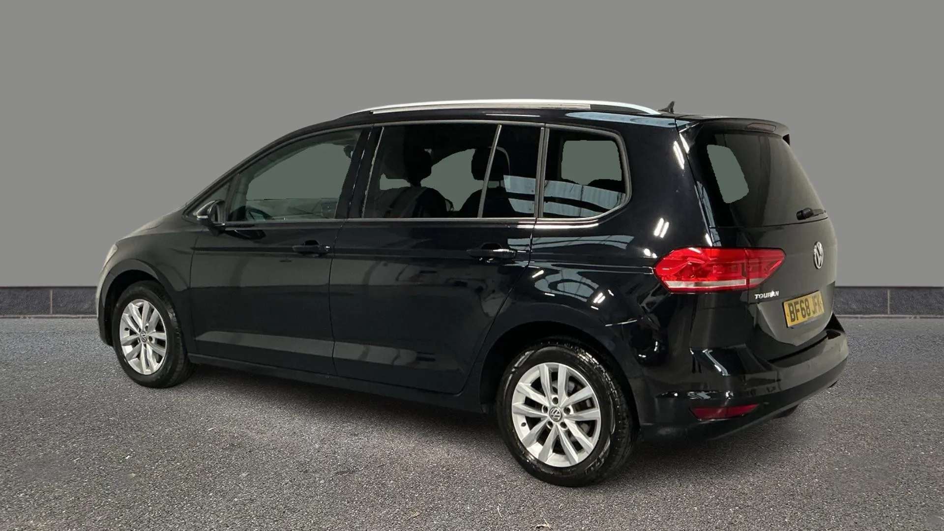 2018 VOLKSWAGEN TOURAN 2018 VOLKSWAGEN TOURAN