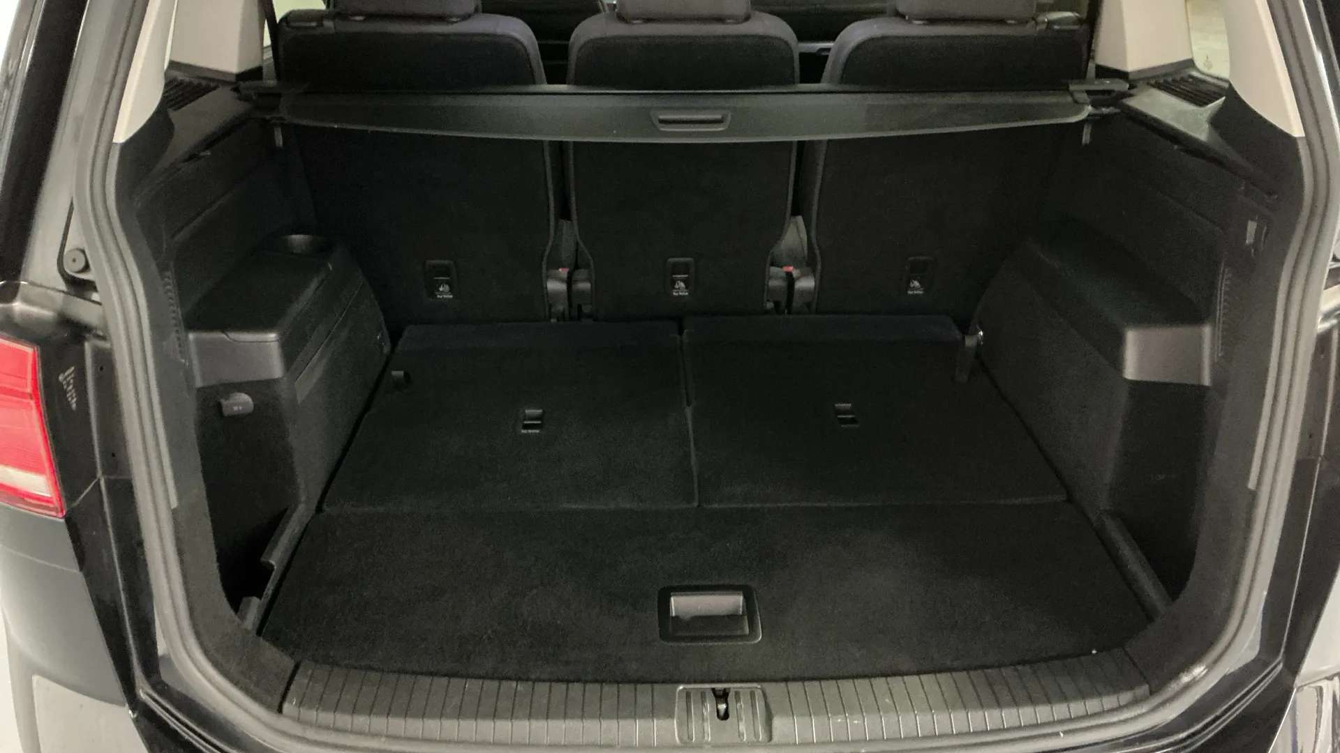 2018 VOLKSWAGEN TOURAN 2018 VOLKSWAGEN TOURAN